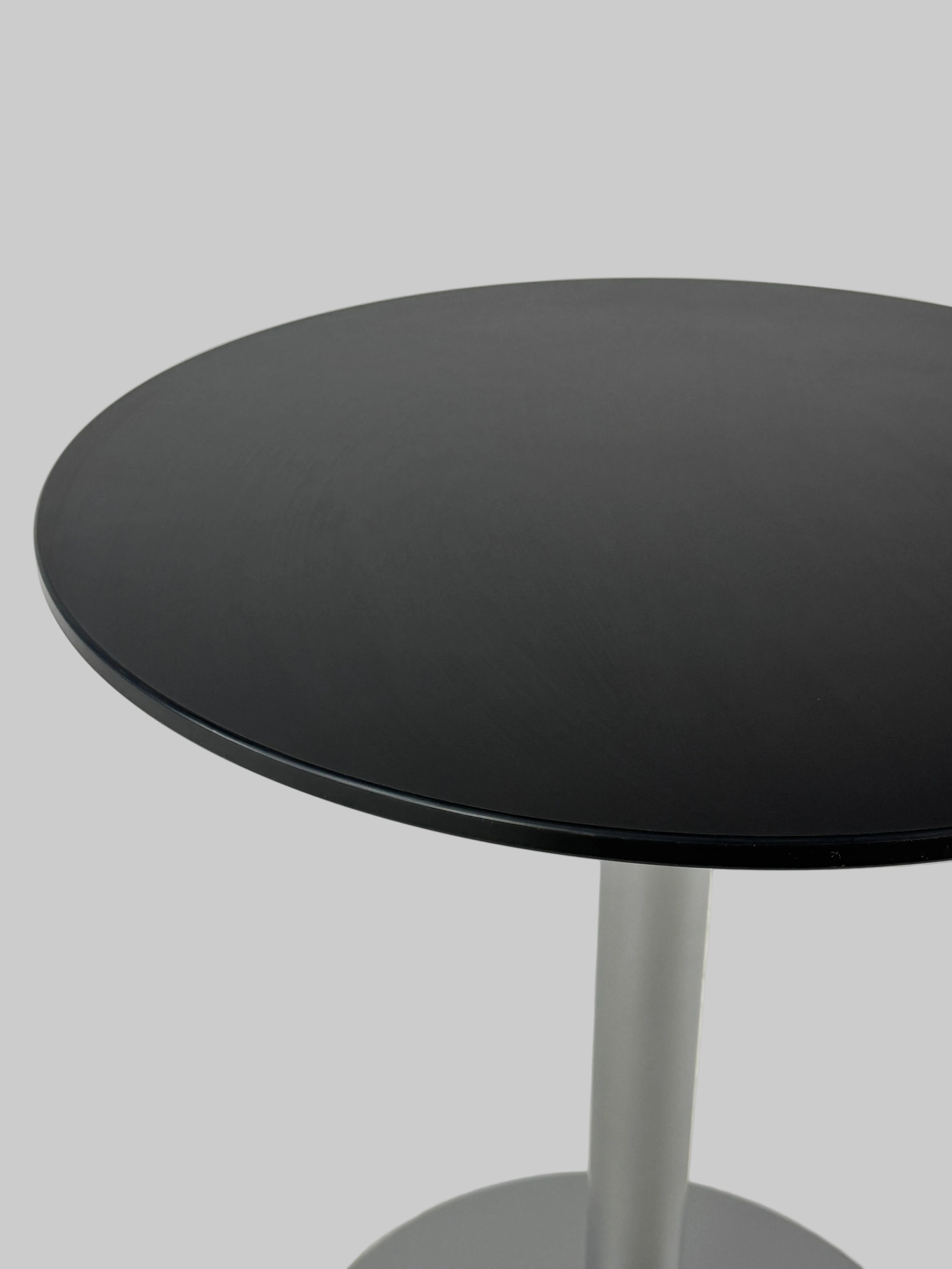 Coalesse Montara650 Bord - Sort/Gråt Stel Ø60 cm