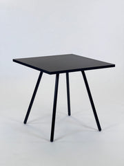 Moderne Kvadratisk Bord