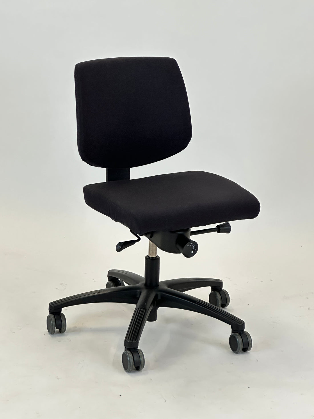 RBM 615 Kontorstol (Mørkeblå)