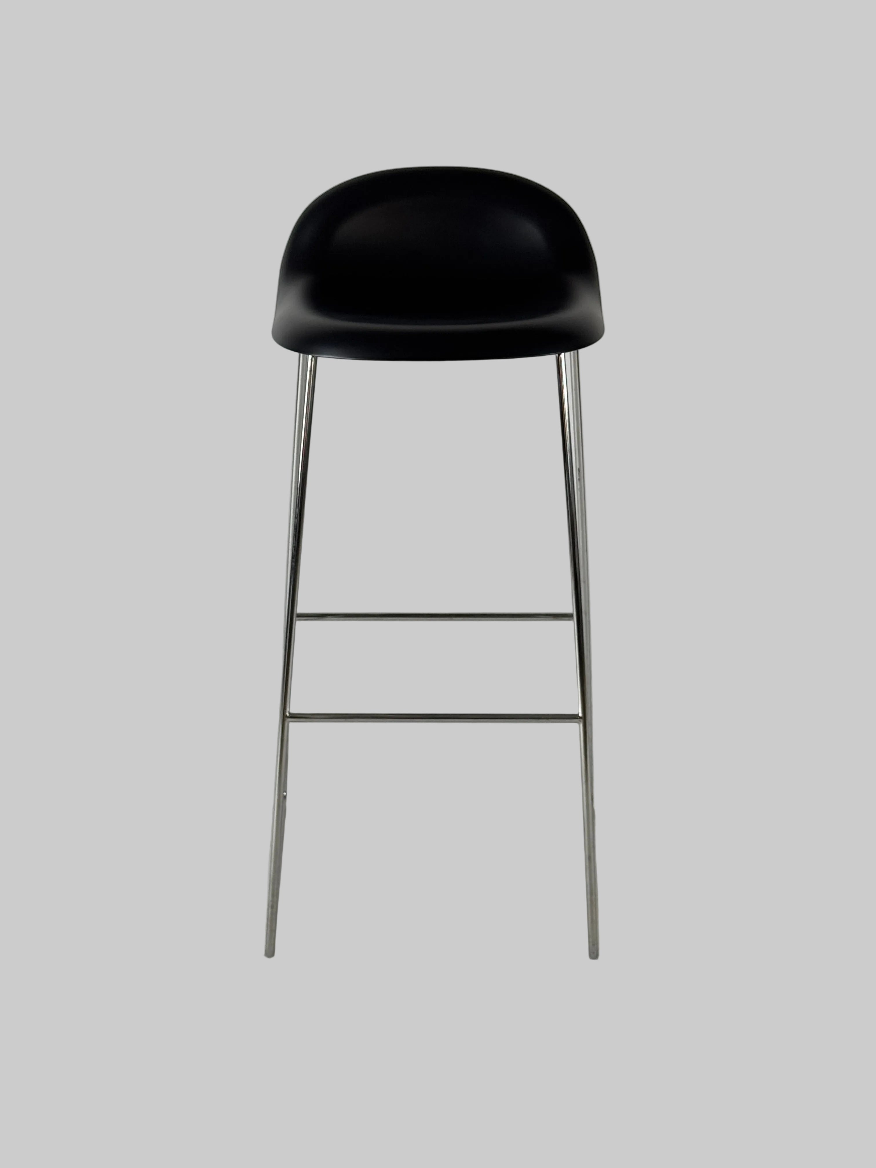 GUBI 3D Bar Stool Barstol – Sort/Krom Stel SH 75 cm
