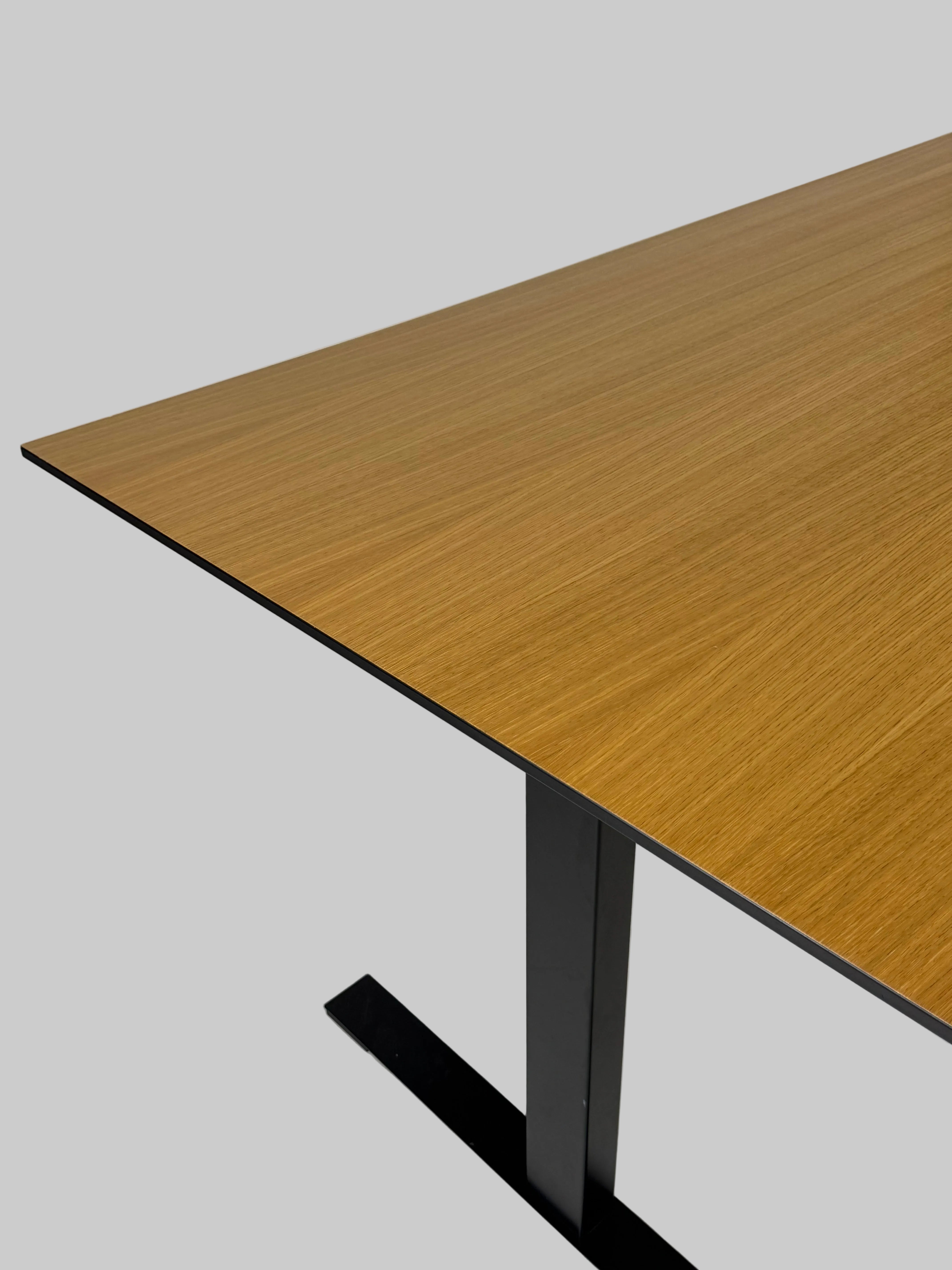 Dencon Delta Bord – Natur/Sort Stel 180x120x74 cm