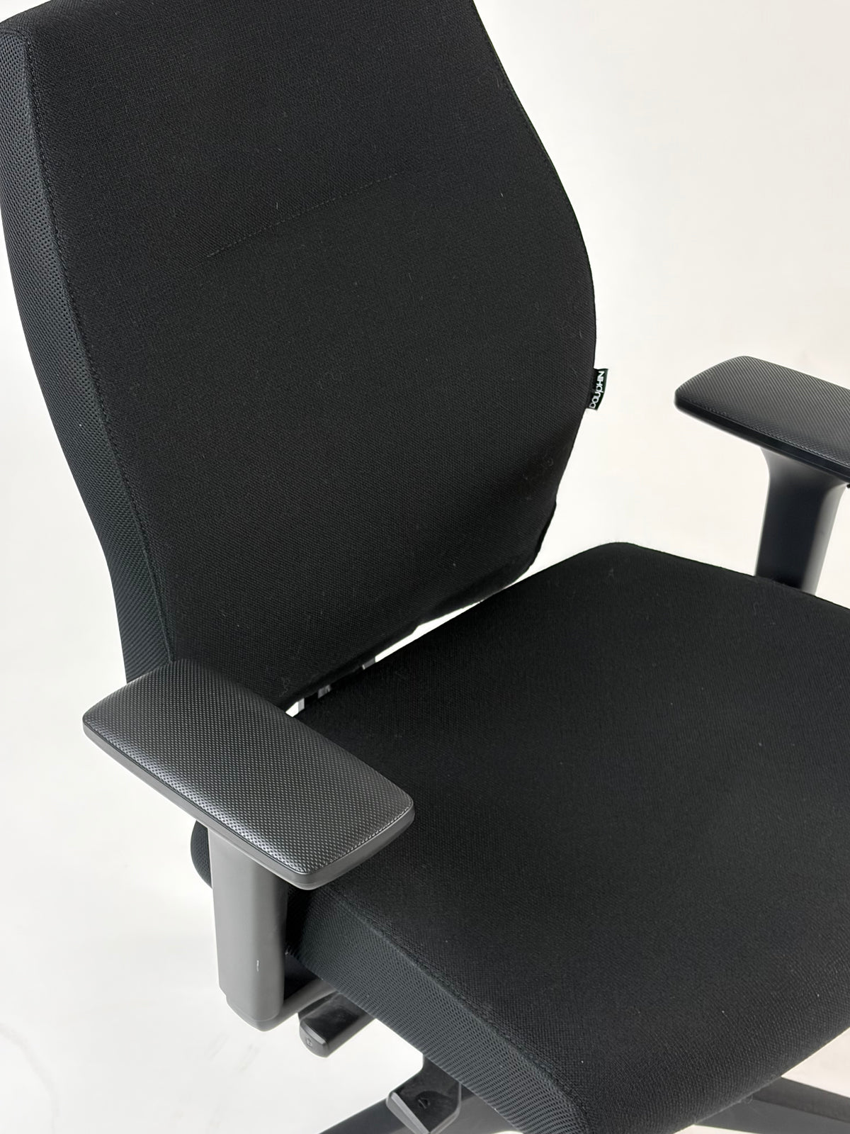 Dauphin Shape XTL Kontorstol – Sort