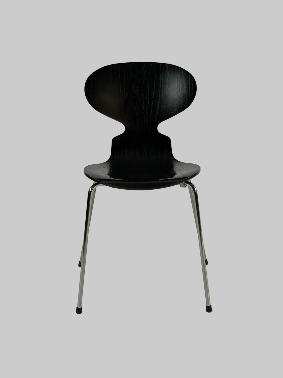 Fritz Hansen Myren – Sort/Krom Stel