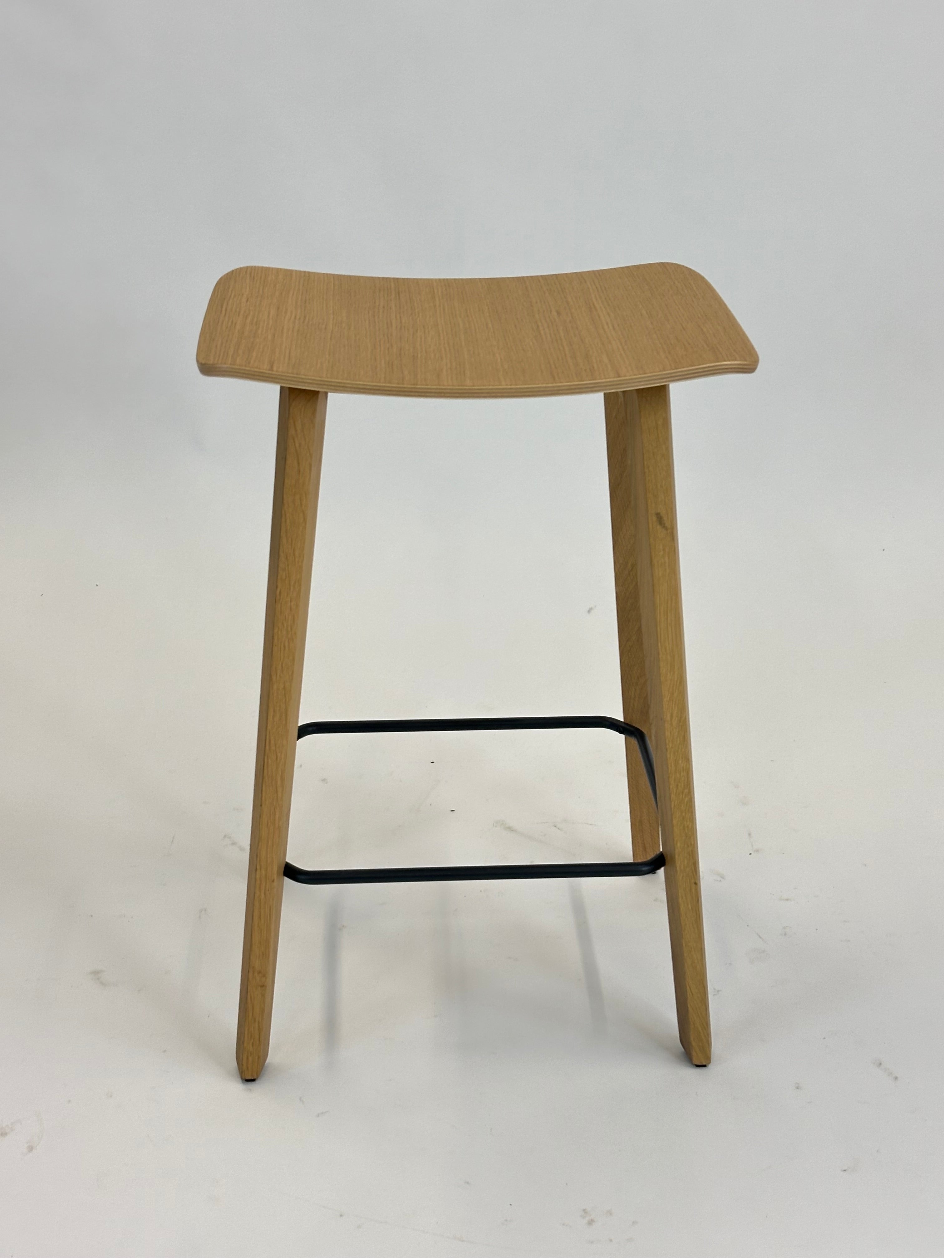 Four Design Share Stool Barstol