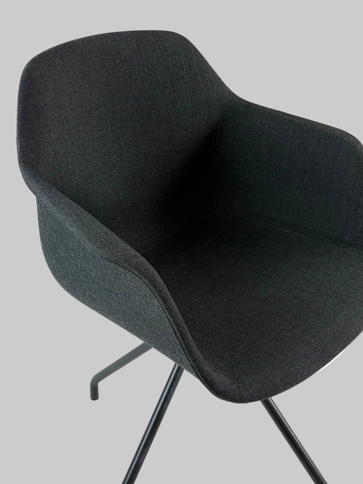 Four Design FourMe 11 Stol – Mørkegrå/Sort Stel