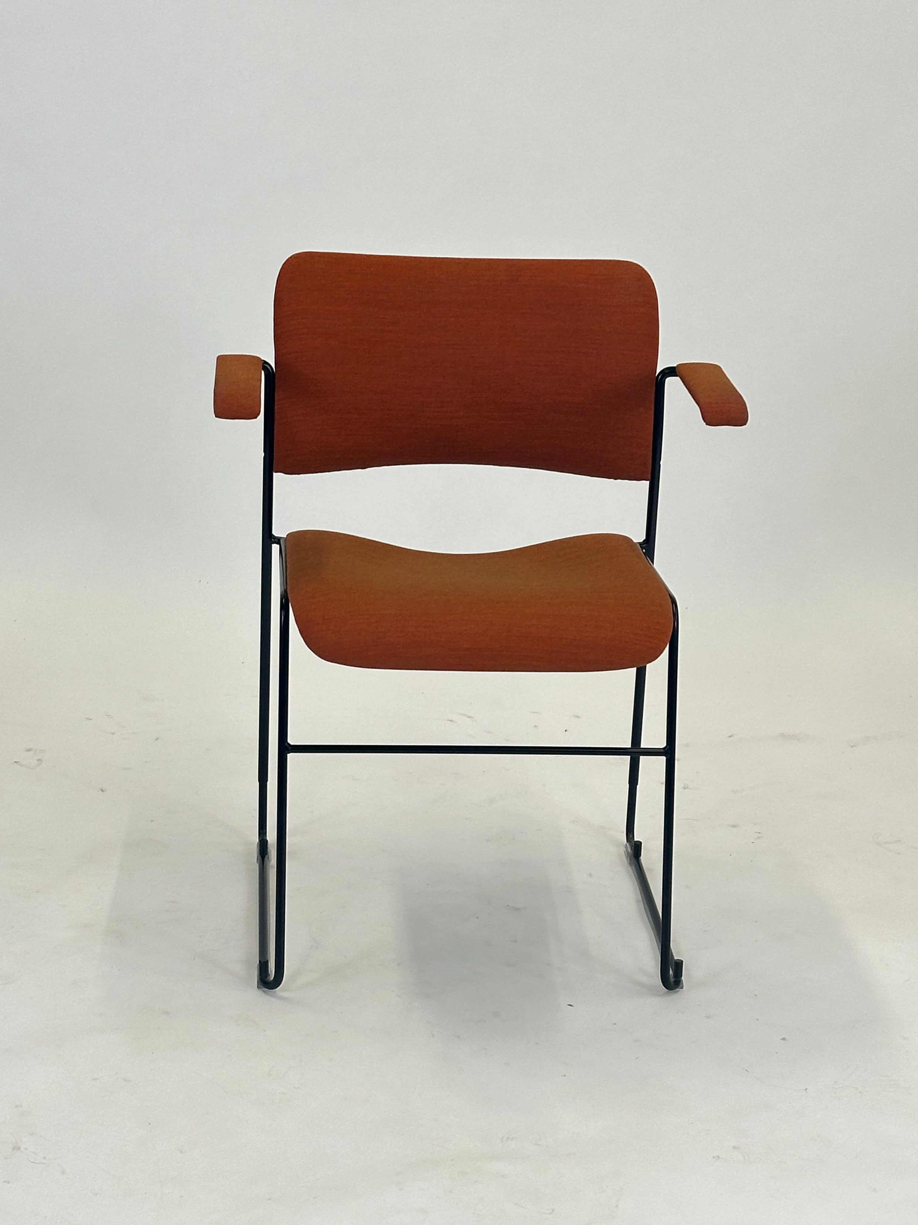 40/4 Konferencestol - Howe (Orange)