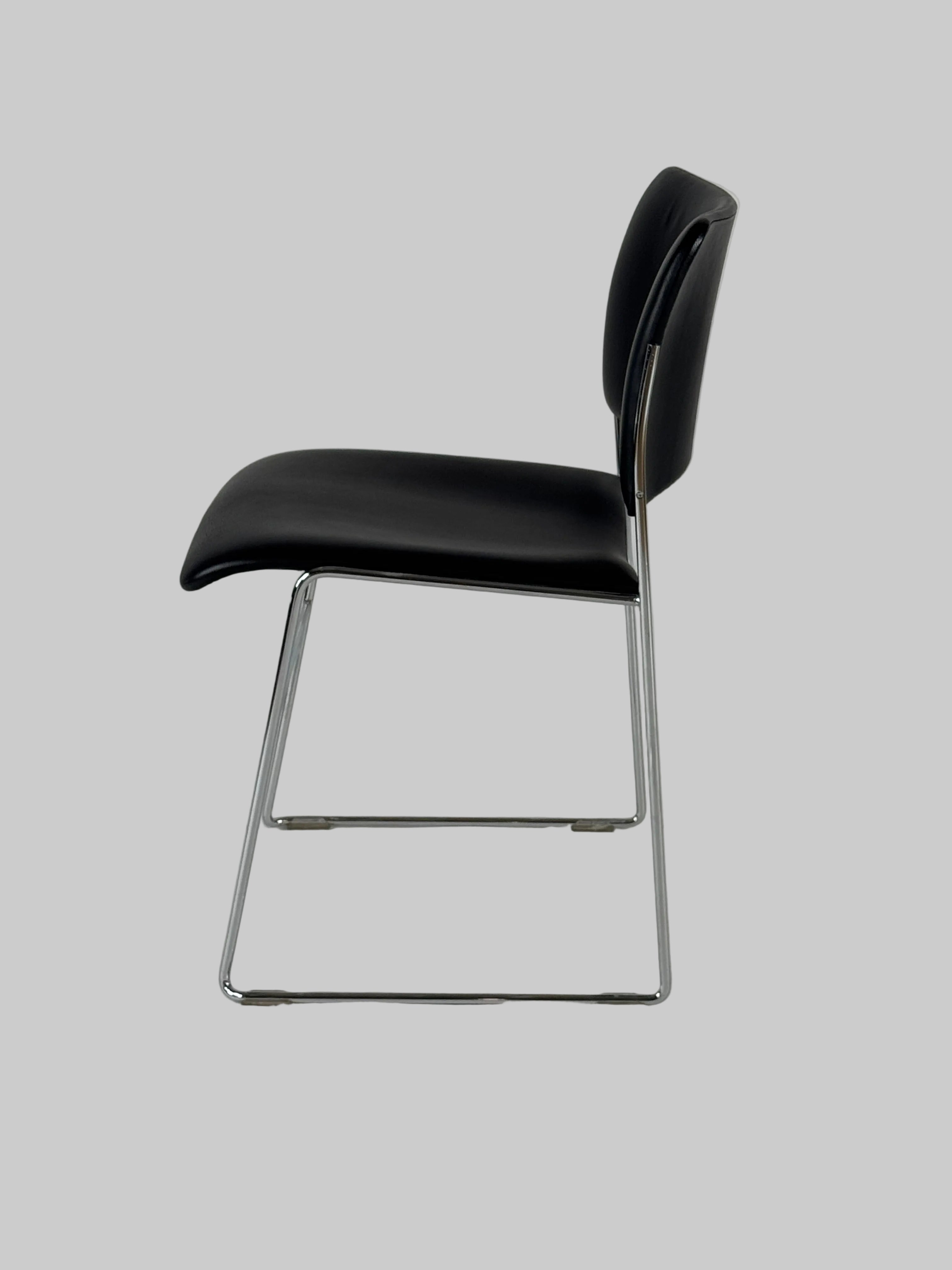 HOWE 40/4 Stol – Sort Læder/Krom Stel