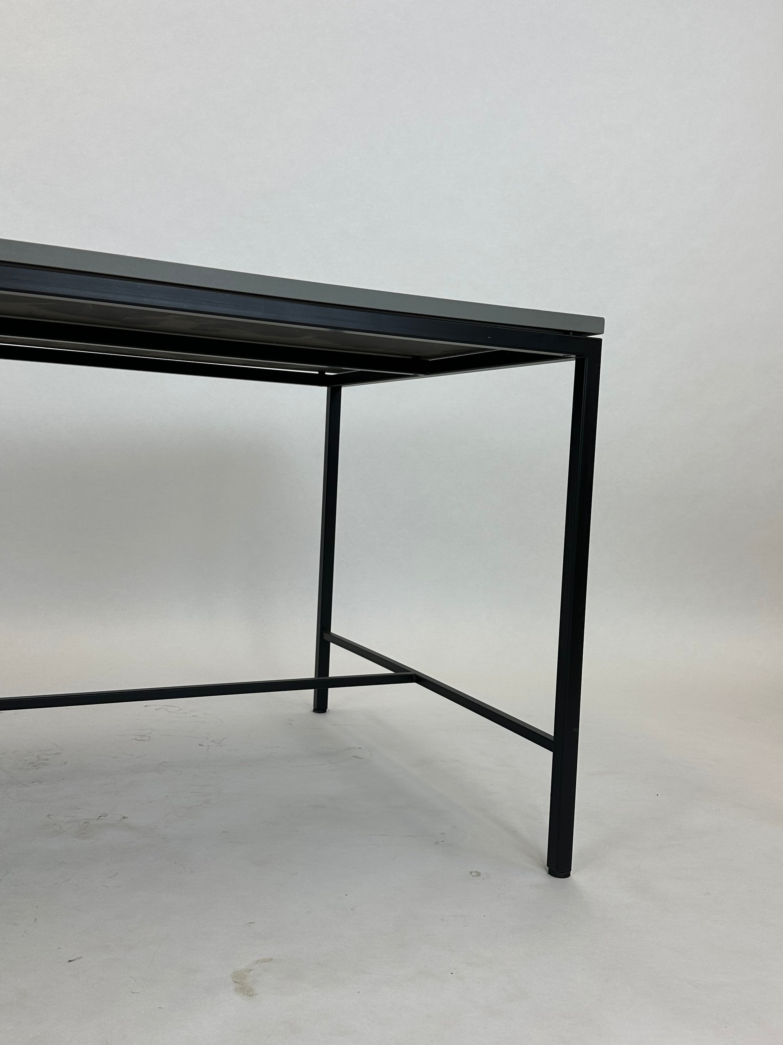 66 Dining Table fra Labofa