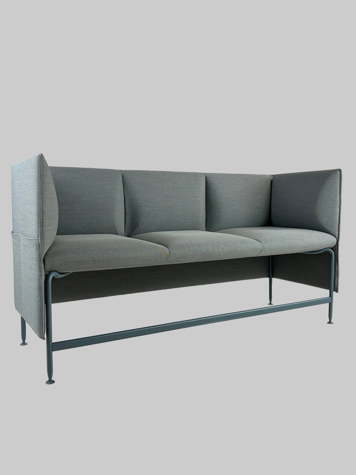 Materia Alto Sofa – Grå/Blåt Stel