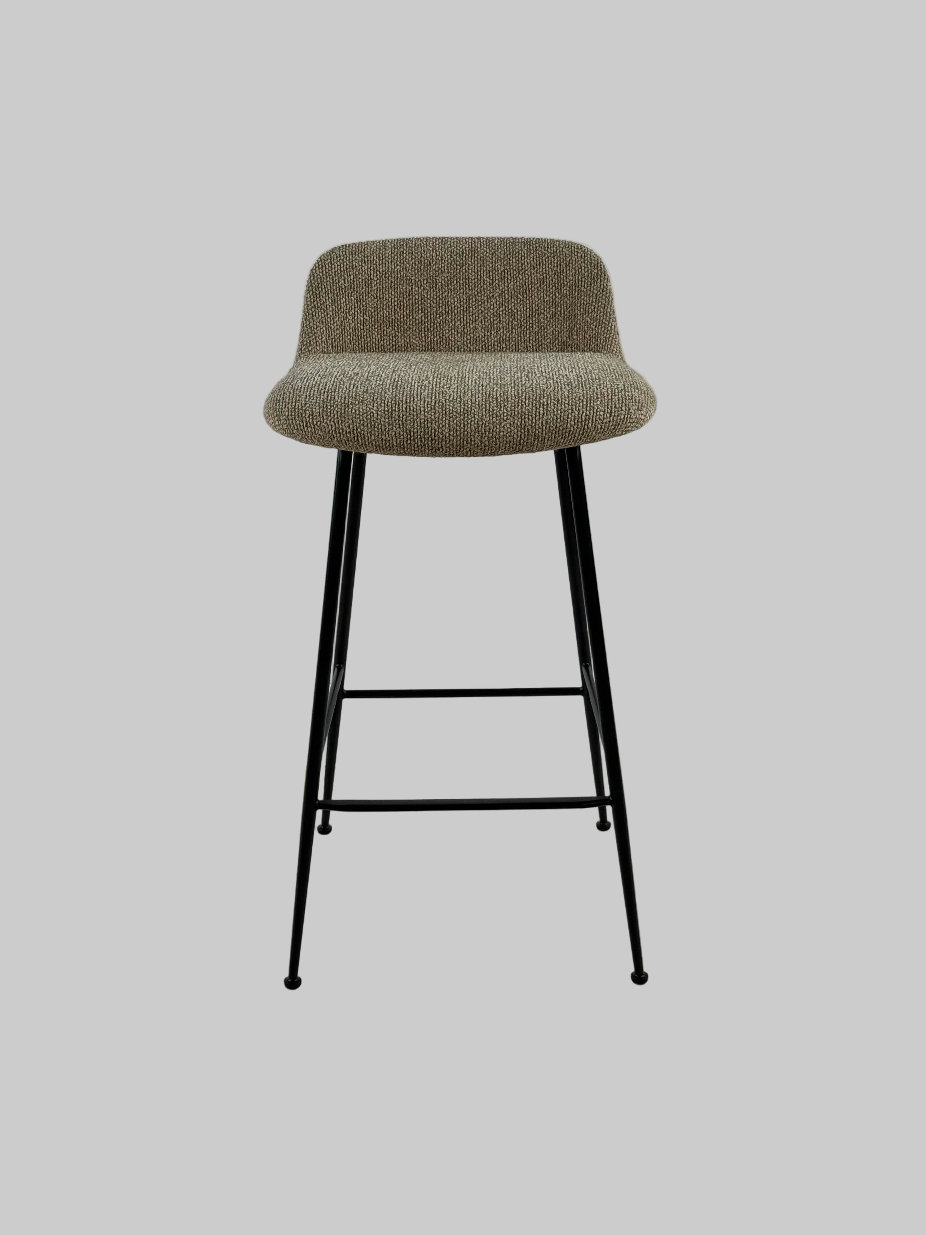 &tradition Rely Barstol – Beige/Sort Stel SH 65 cm