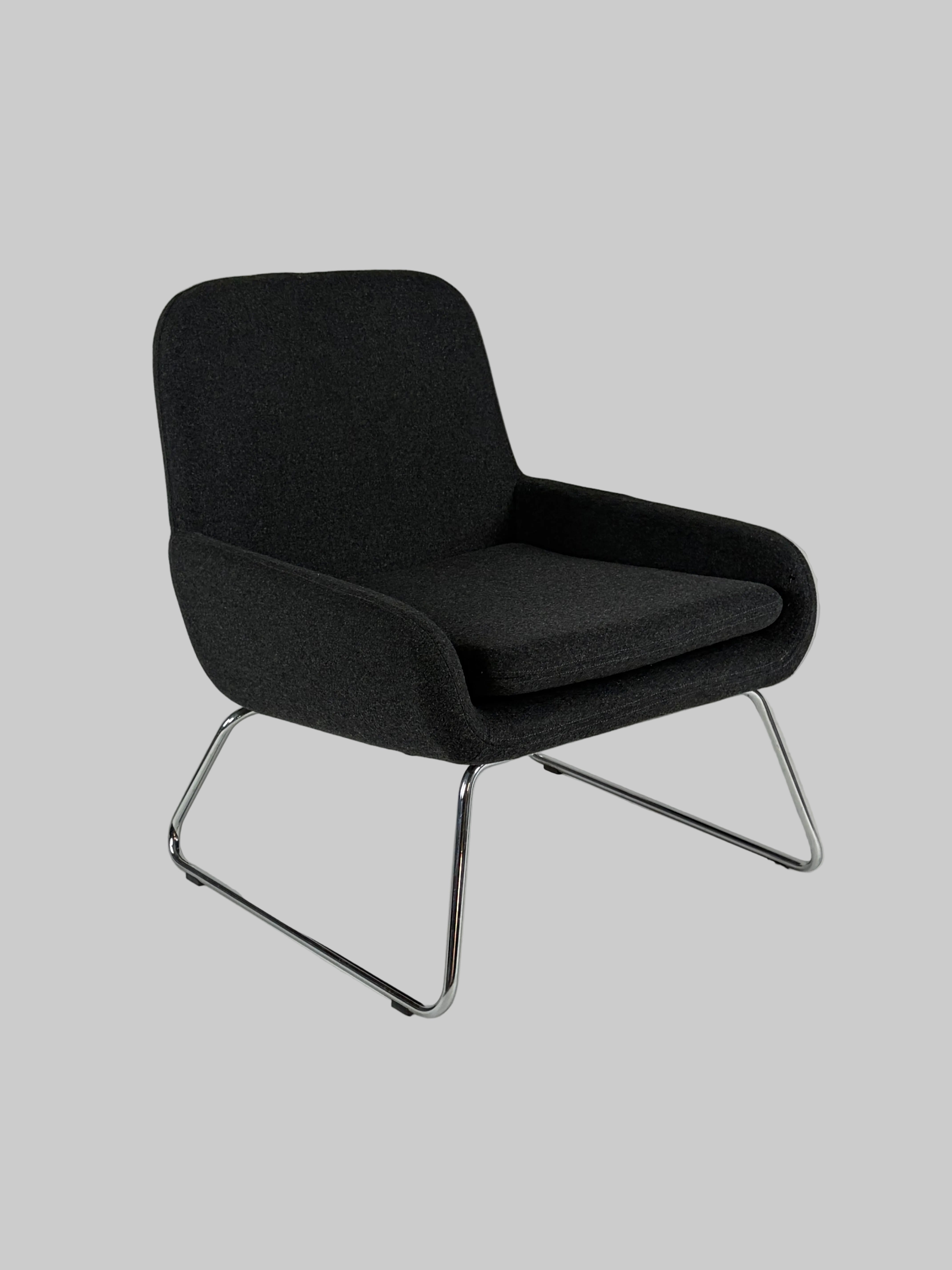 Softline Coco Loungestol – Sort/Krom Stel