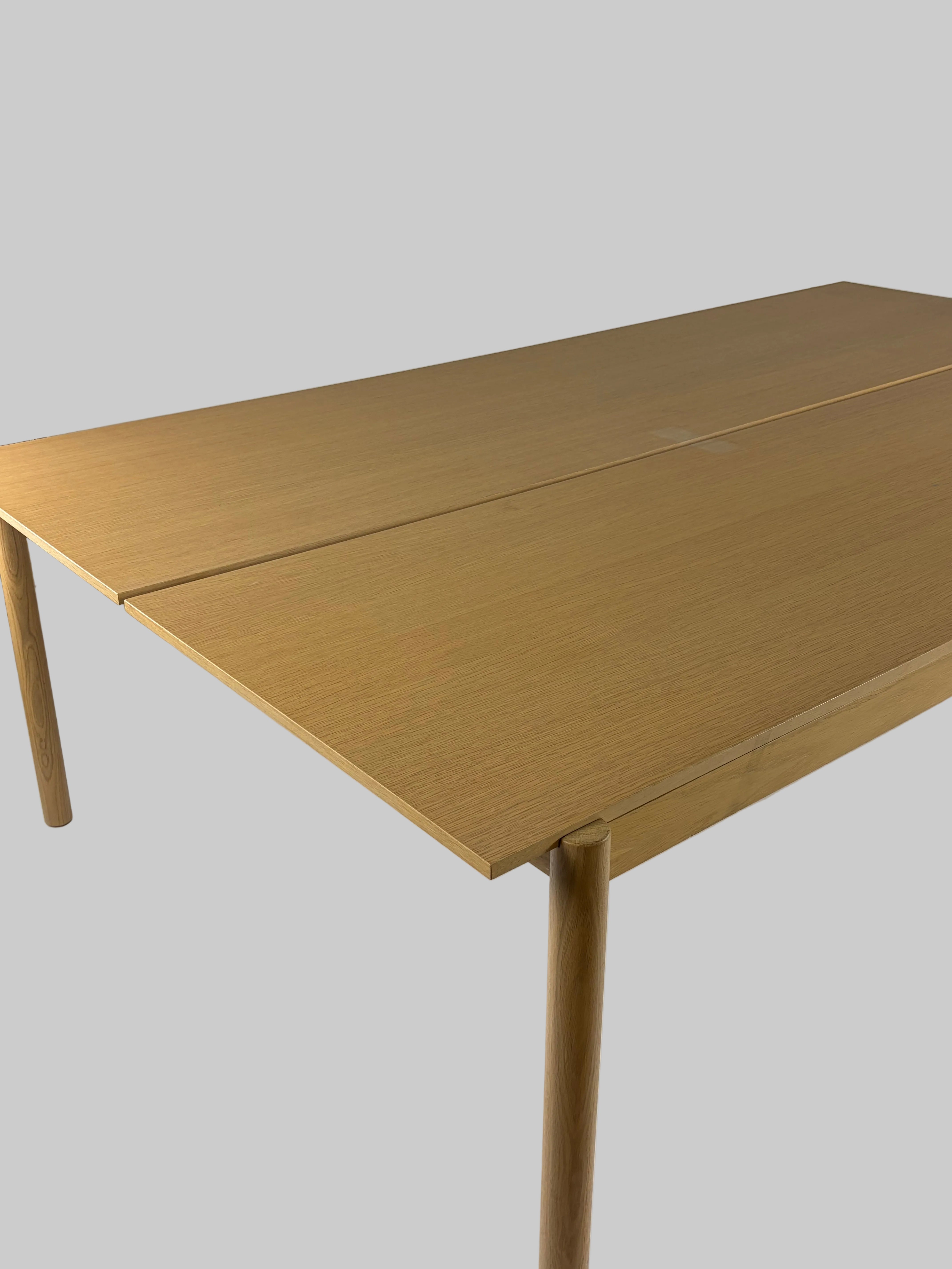 Muuto Linear System Bord – Natur 240x142cm