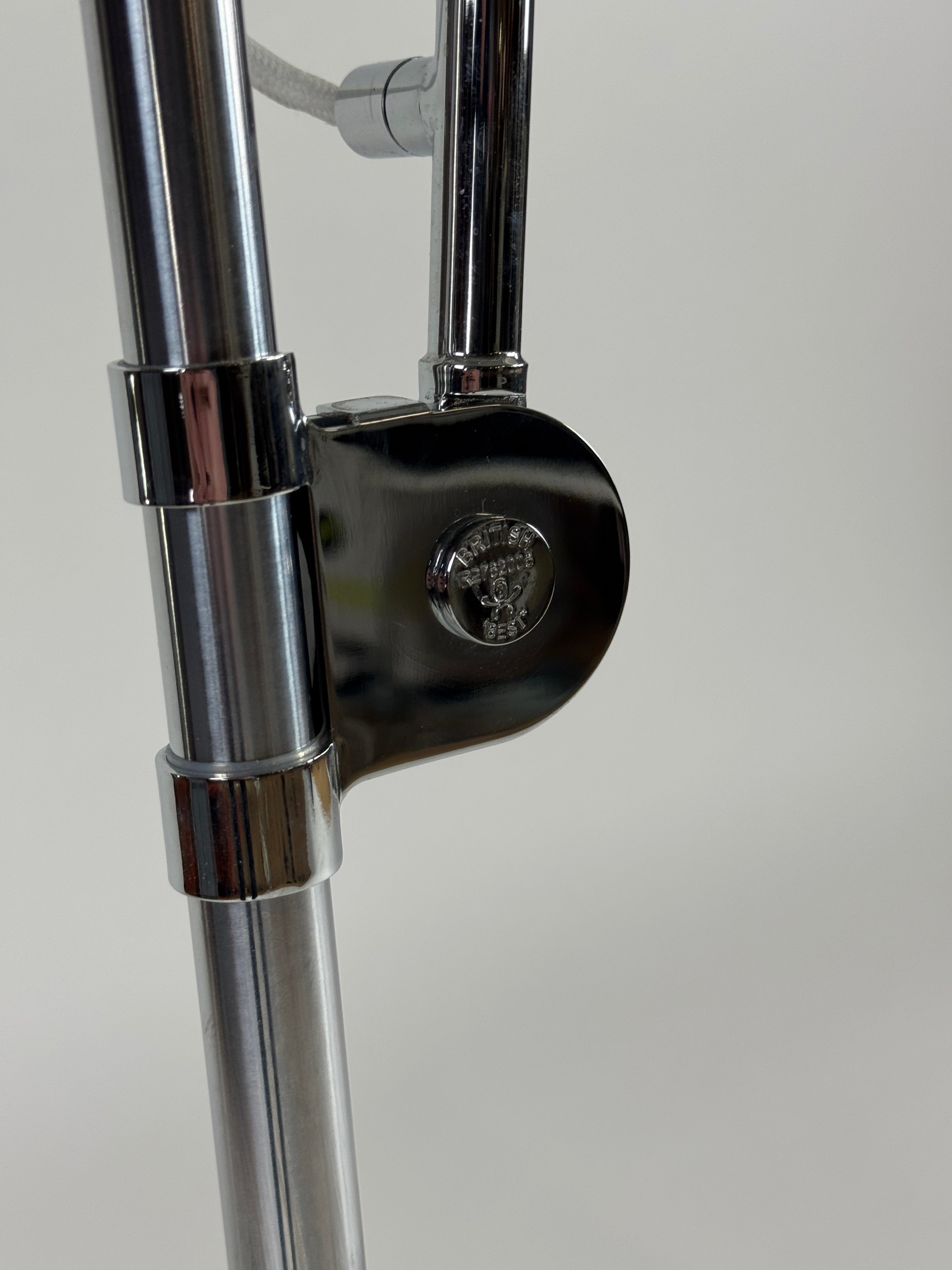 GUBI Bestlite BL3 Gulvlampe – Hvid/Krom Ø21 cm