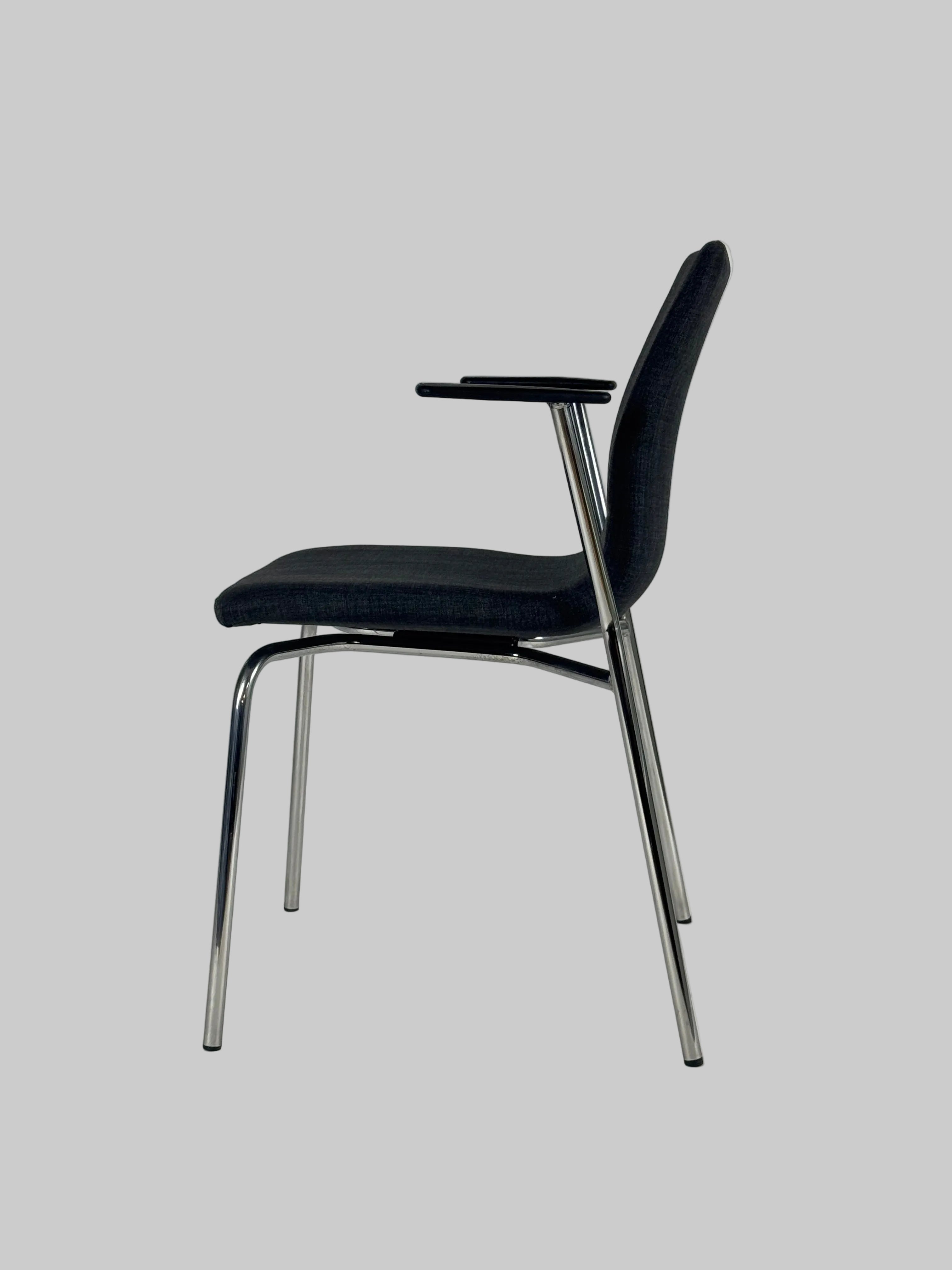 Labofa Groovy Stol – Mørkegrå