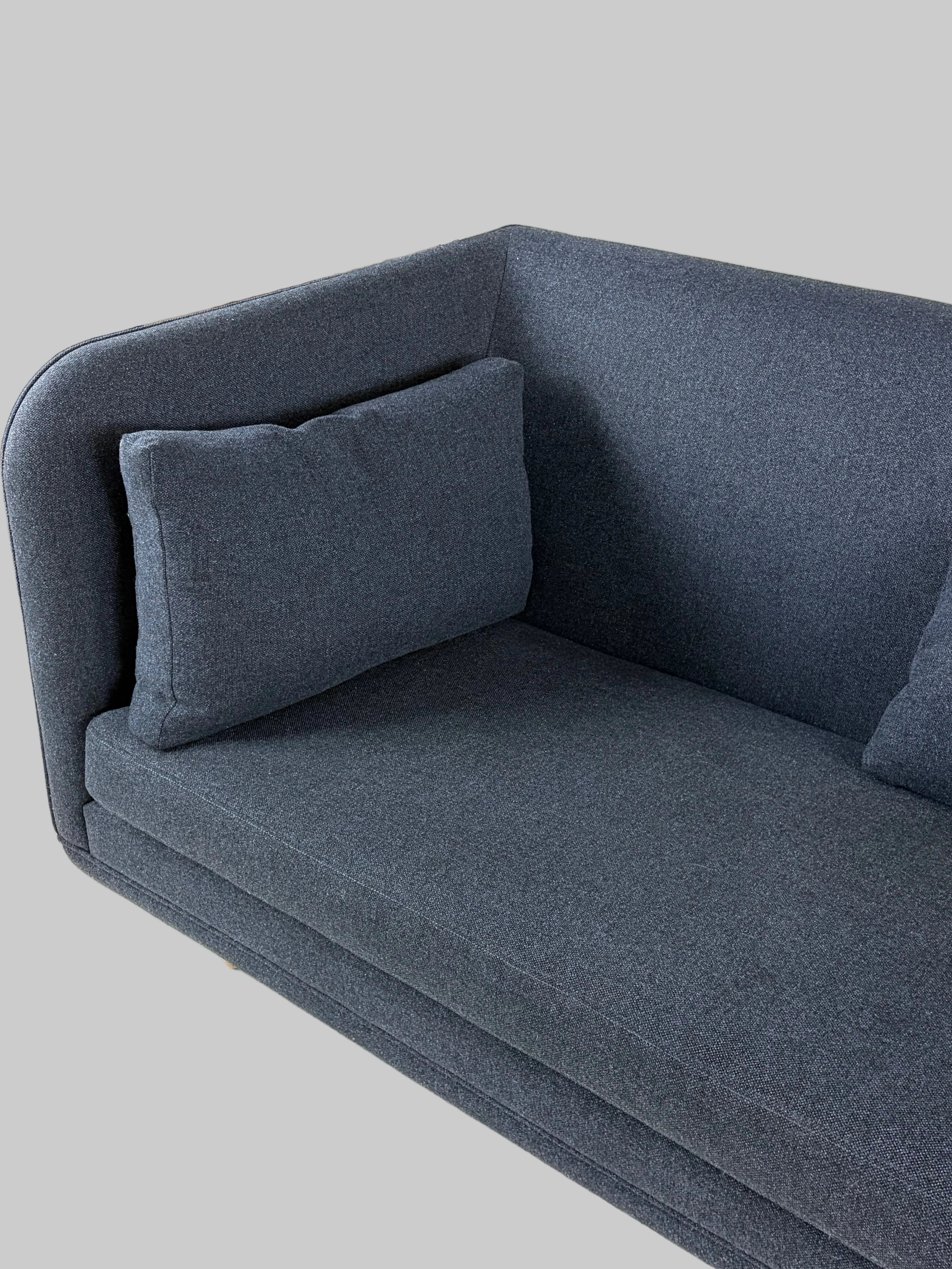 Won Room Sofa – Mørkeblå