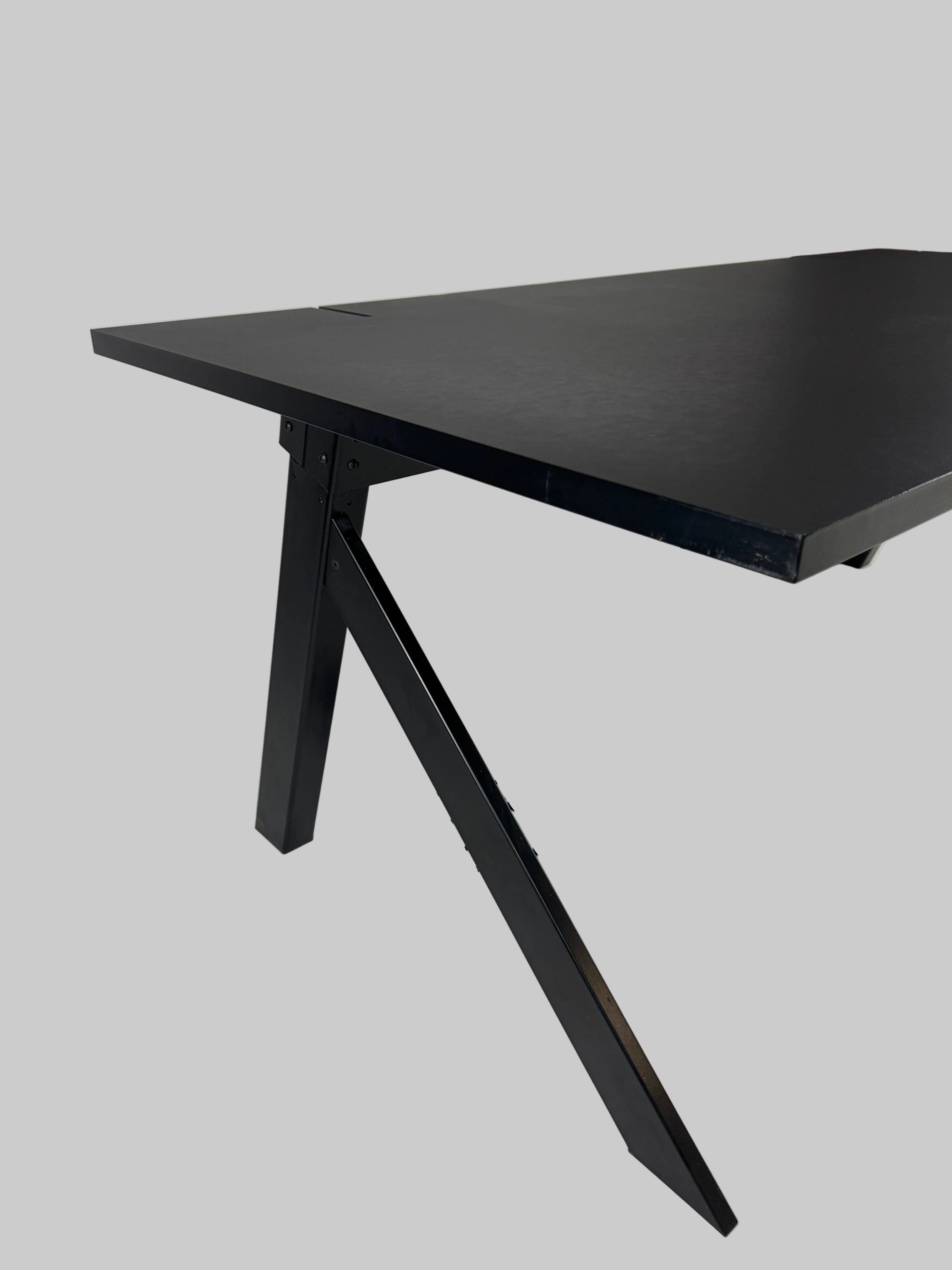 JensenPlus K2 Hæve/sænkebord – Sort 200x100cm