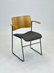 Howe | 40/4 Konferencestol (Grå)