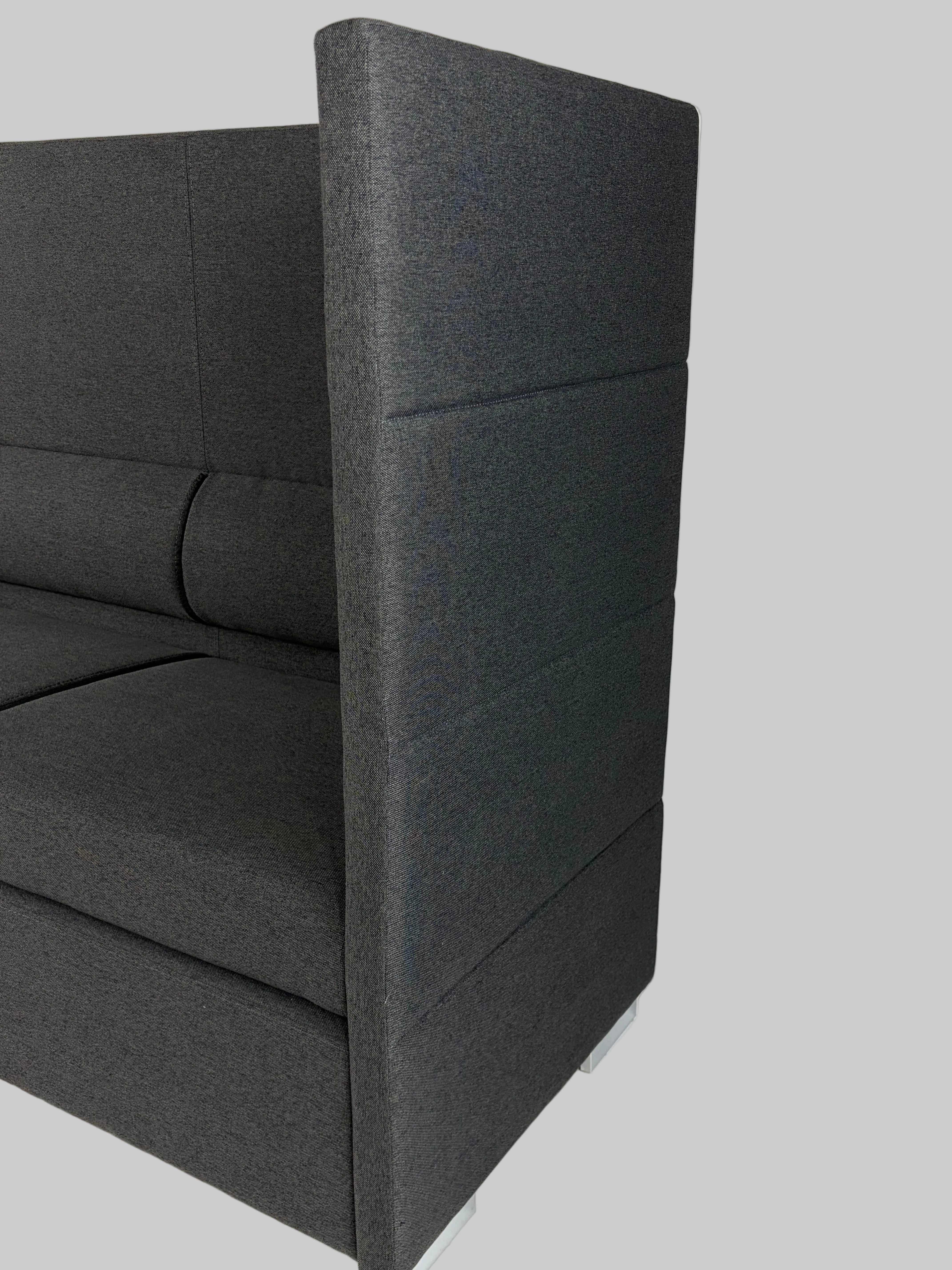 Office2Go Private Line Sofa – Mørkegrå