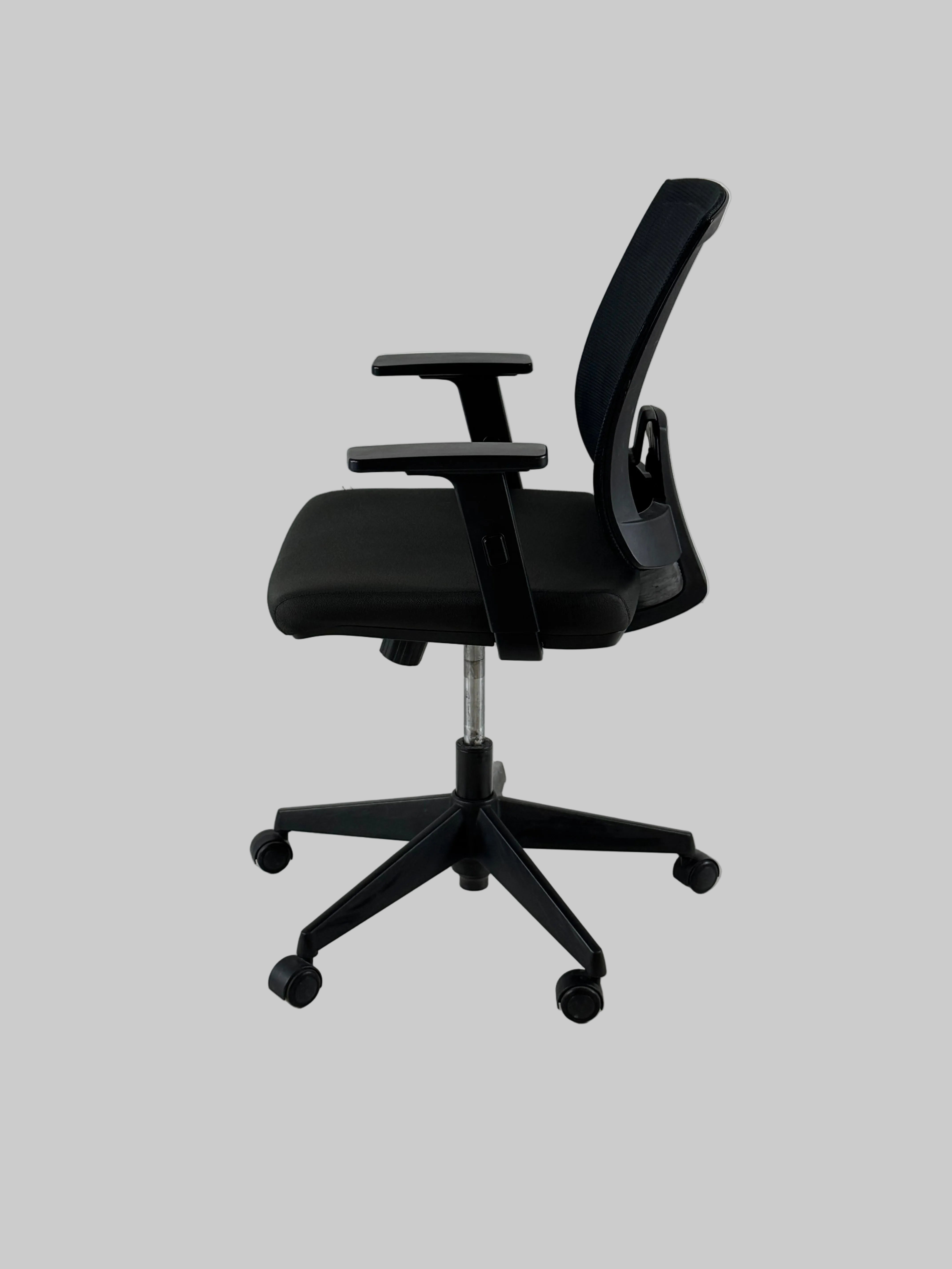 Lorell SOHO Kontorstol – Sort Mesh