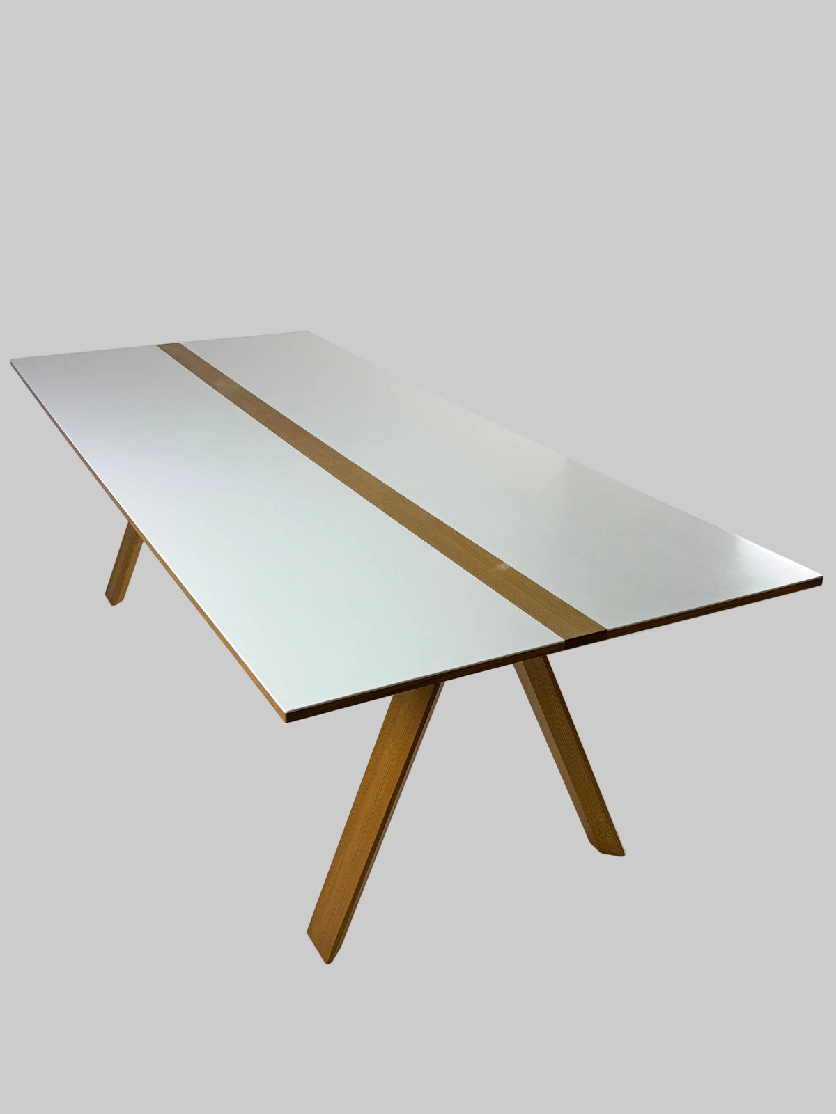Mølballe String Bord – Hvid/Natur 240x100xH73cm