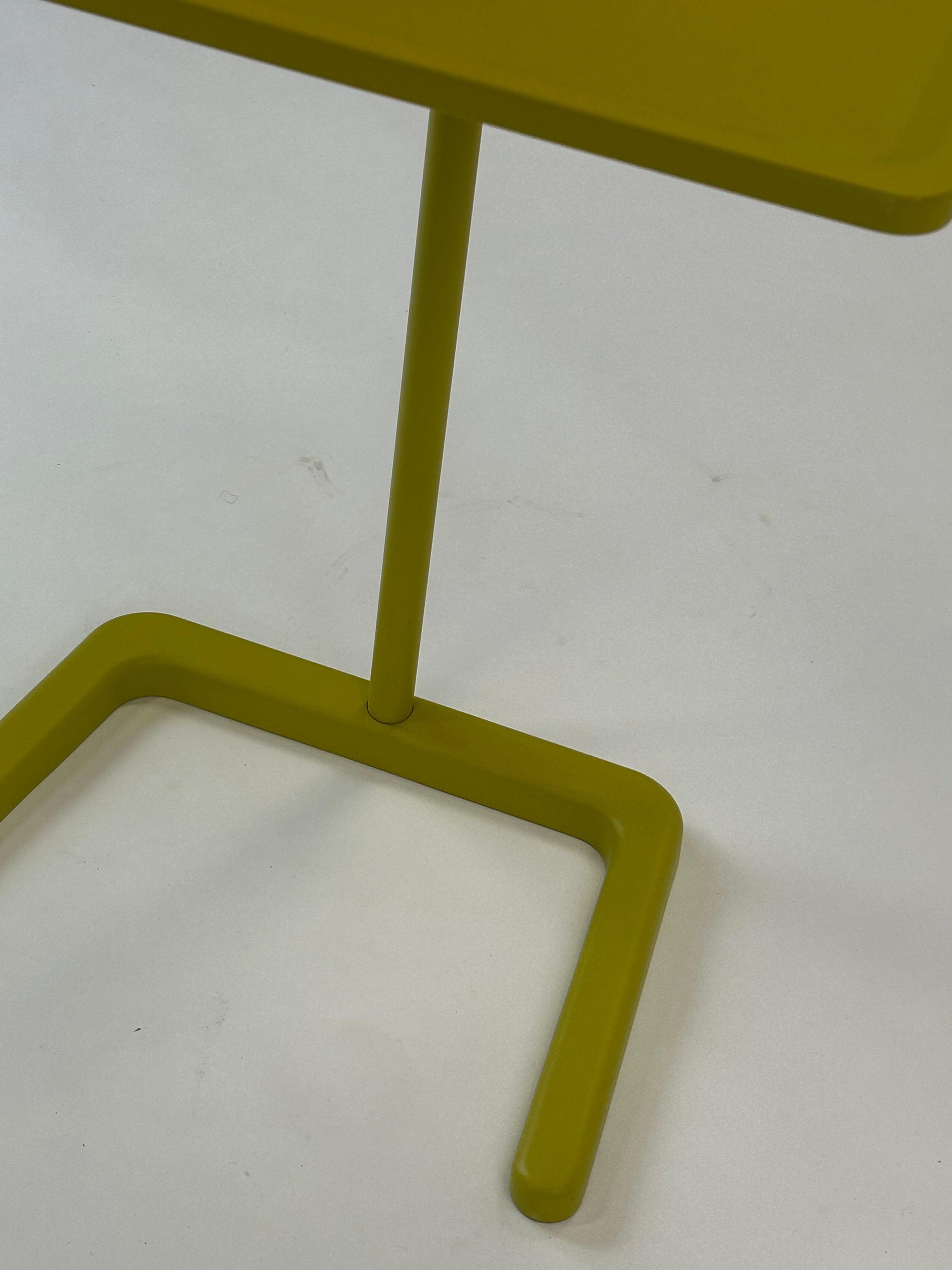 Vitra | NesTable