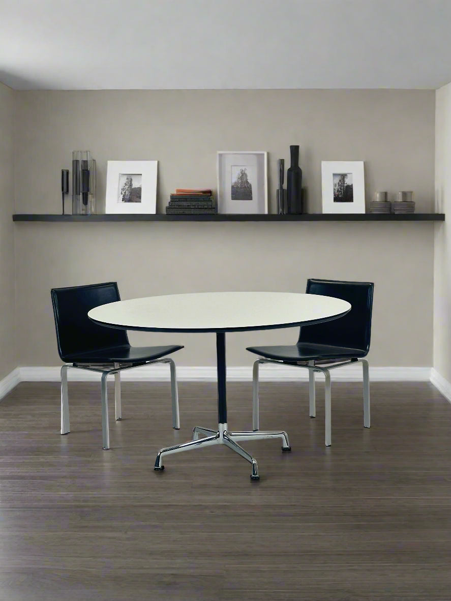 Vitra Eames Table