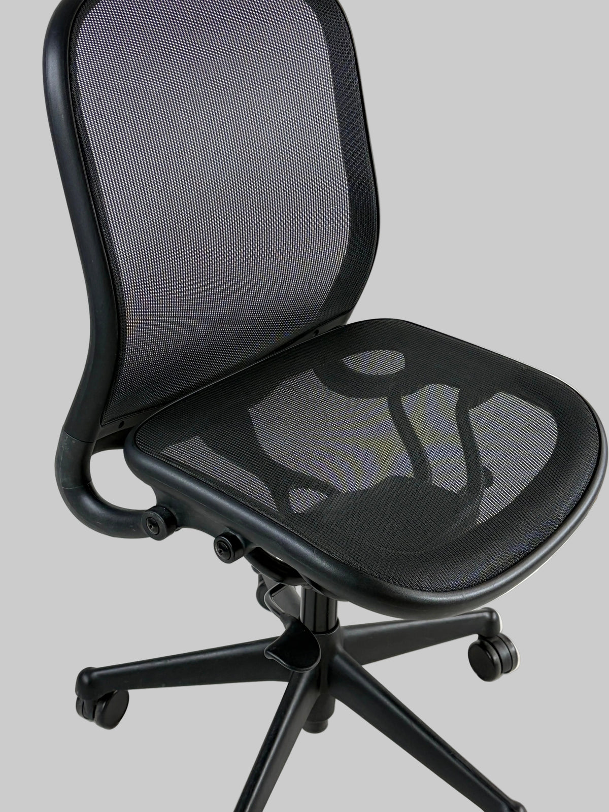 Knoll Chadwick Kontorstol – Sort Mesh