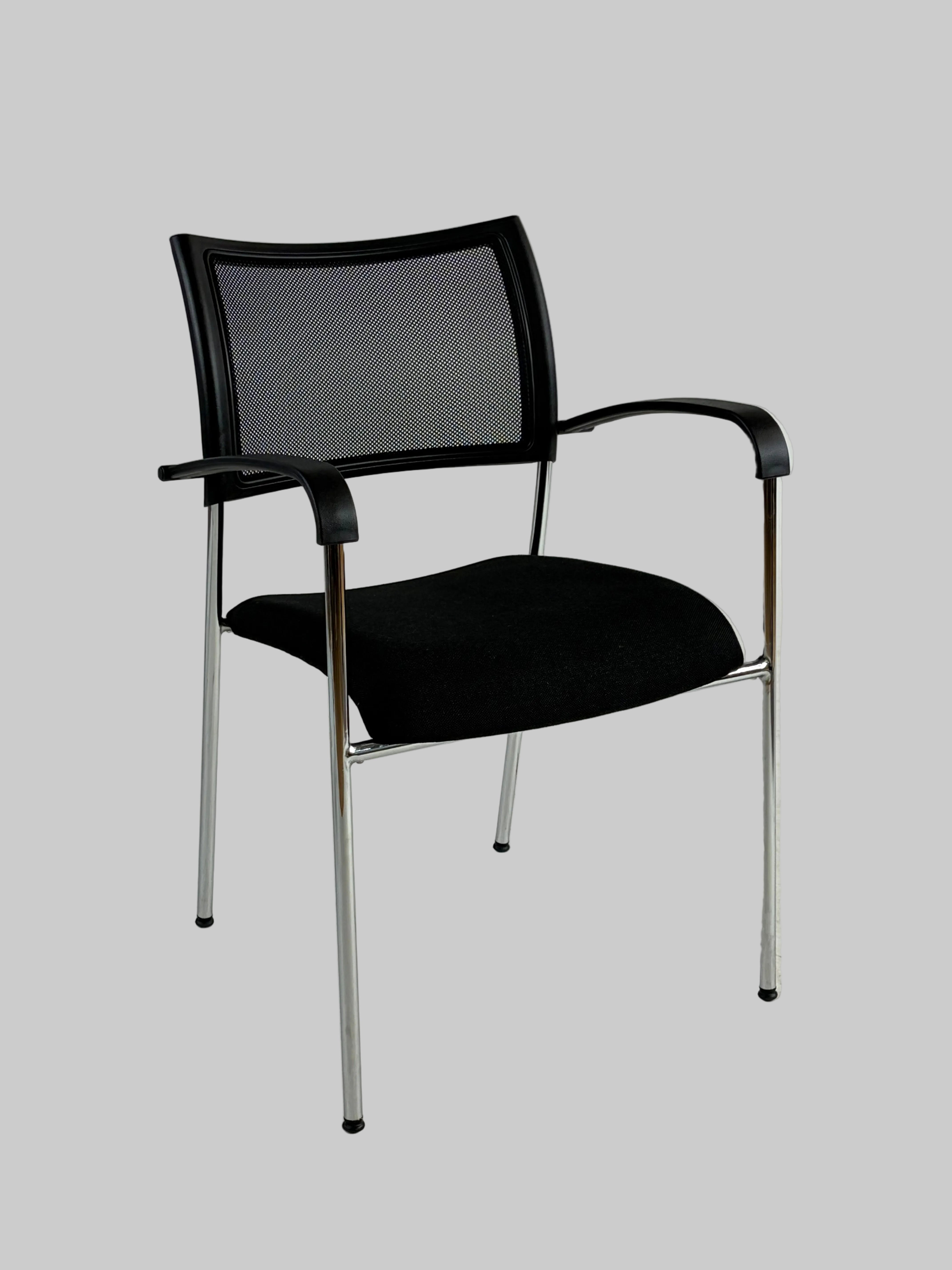 Stol m. Armlæn – Sort/Krom Stel