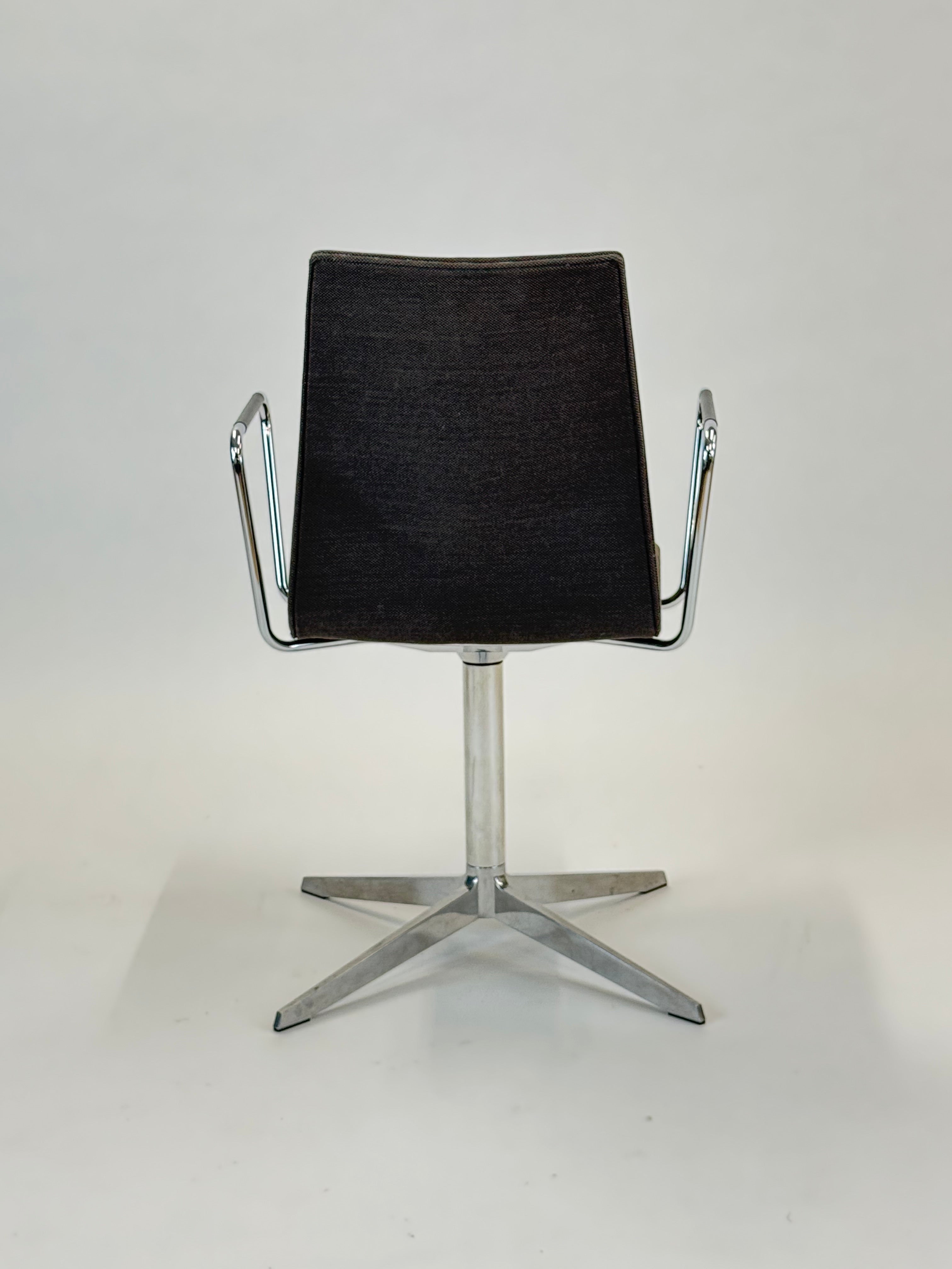 Four Design - 4-Cast Evo (Mørkebrun)