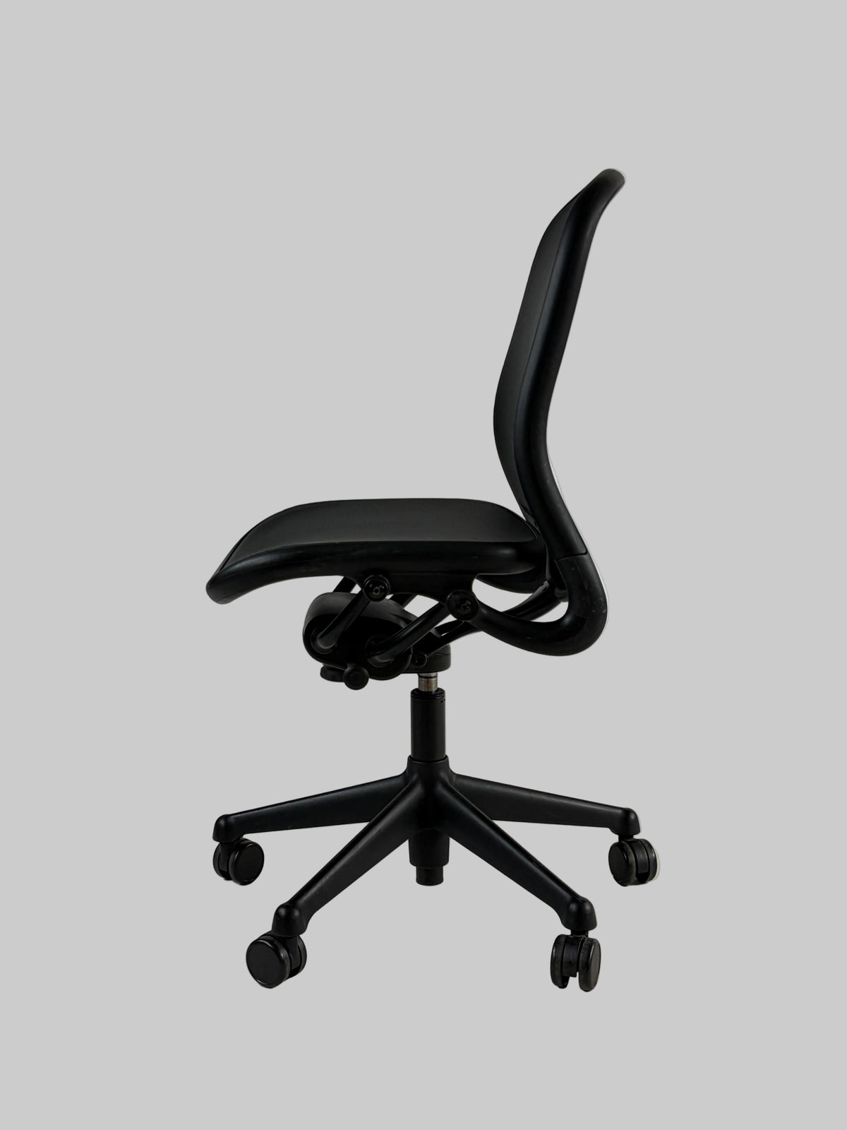 Knoll Chadwick Kontorstol – Sort Mesh