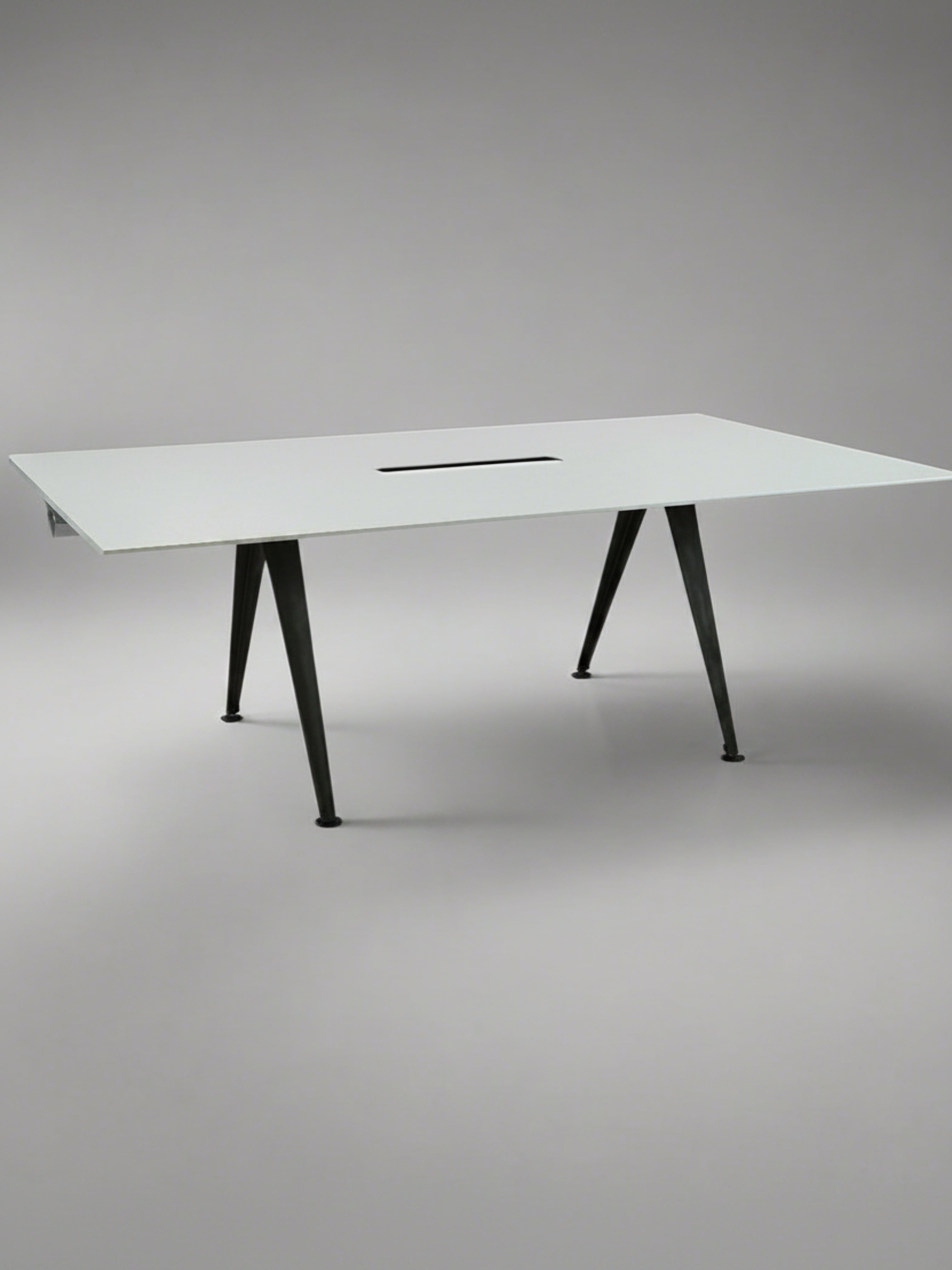 Randers + Radius Grip Basic Bord – Hvid/Sort Stel 108x180x73 cm