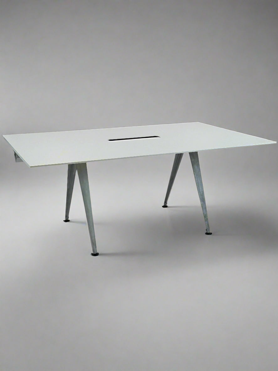 Grip Basic Mødebord fra Randers+Radius