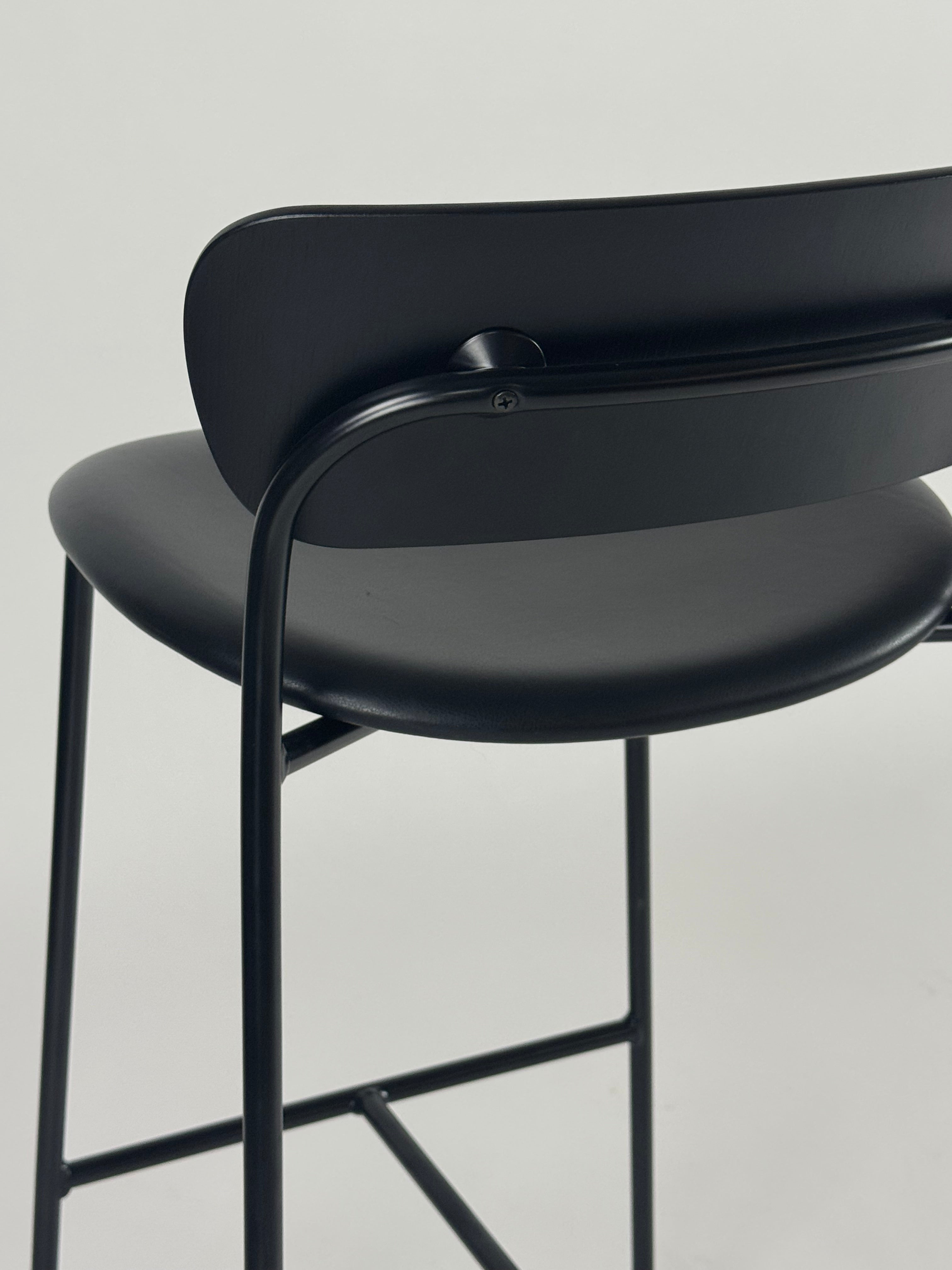 &Tradition Pavilion AV10 Barstol – Sort Læder