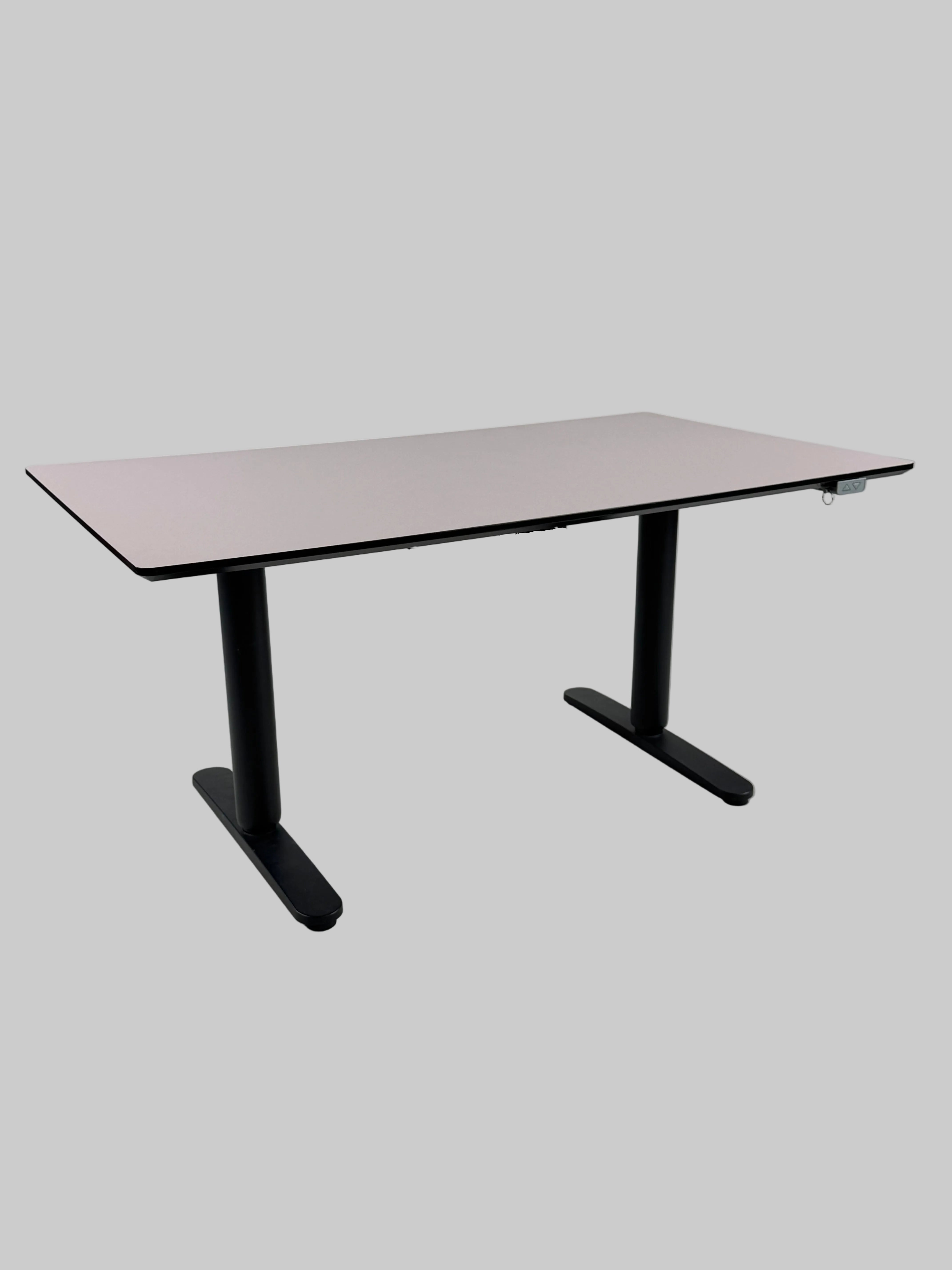Håg Tion Stol + IKEA BEKANT Hæve/sænkebord – Lyserød/Sort