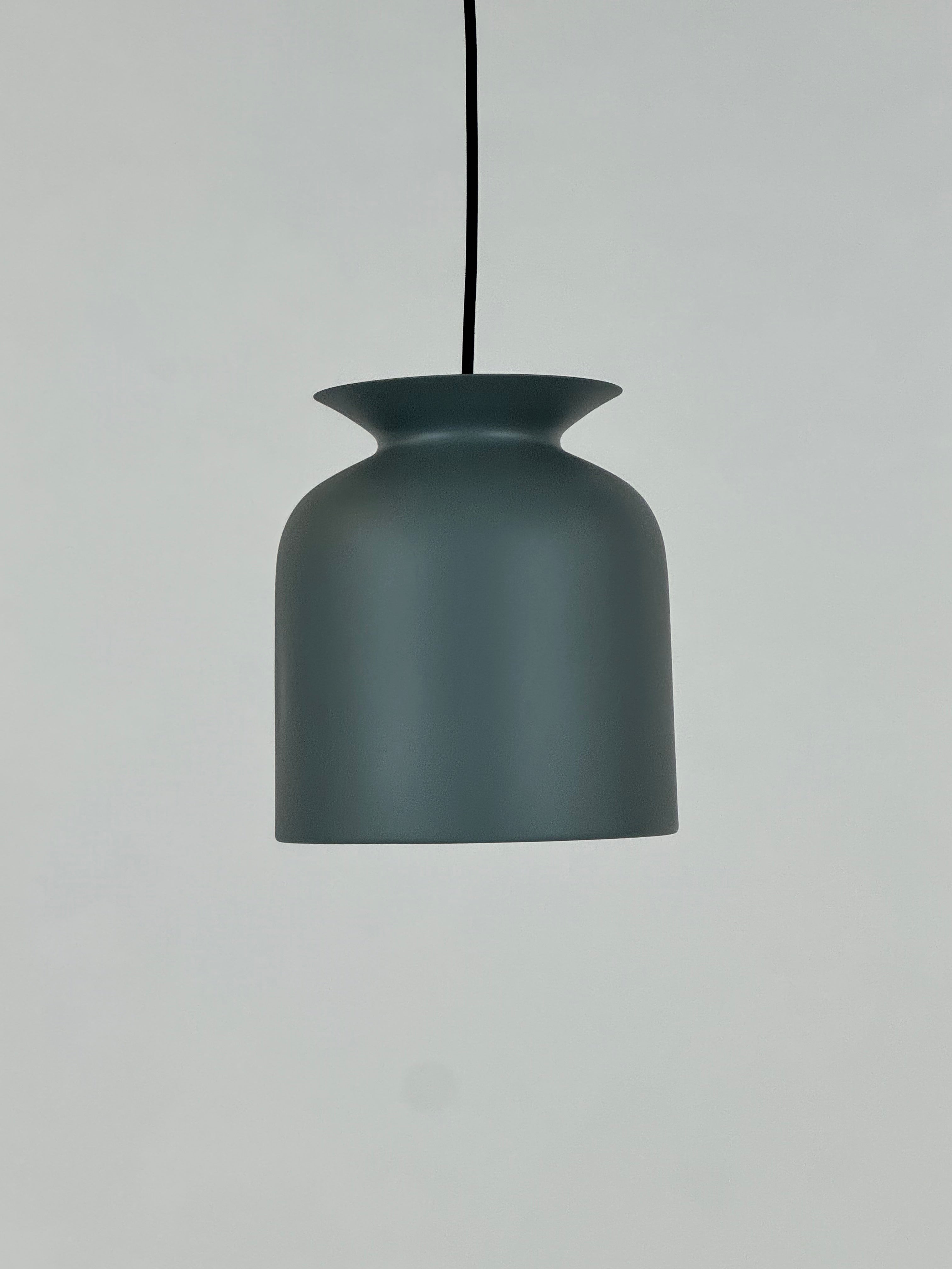 GUBI Ronde Pendel – Grå Ø20 cm