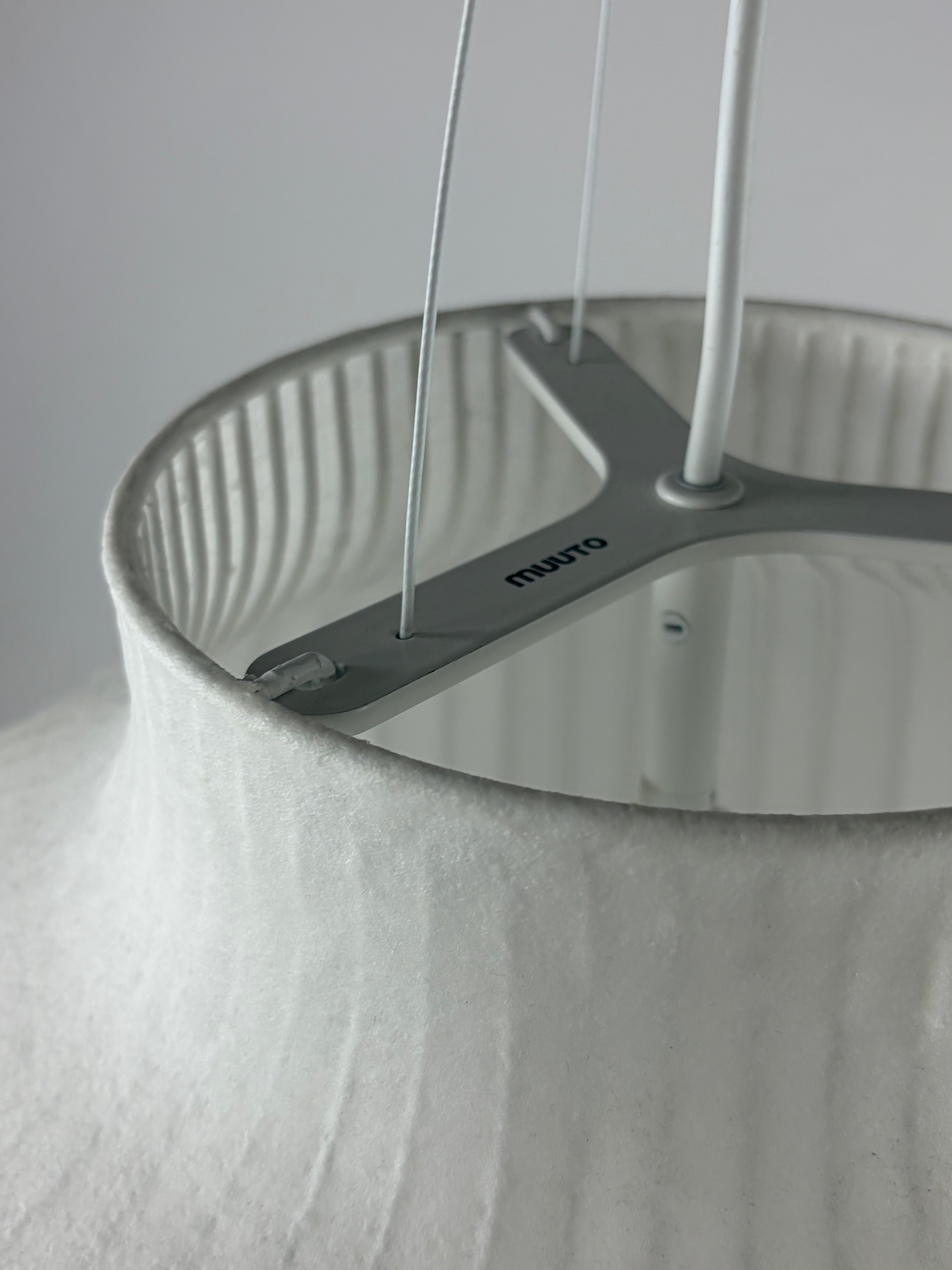 Muuto Strand Pendel Closed – Hvid Ø45cm