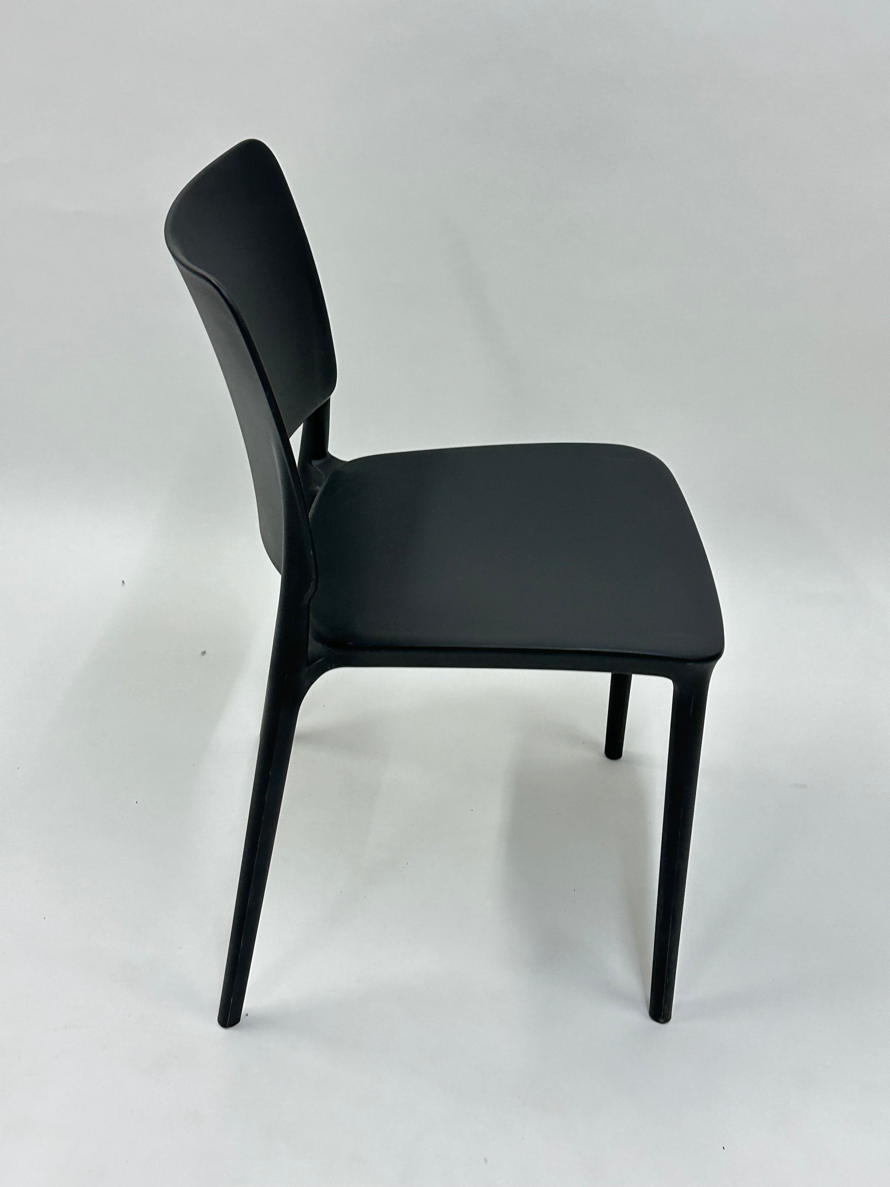 Frövi Artin Mødestol