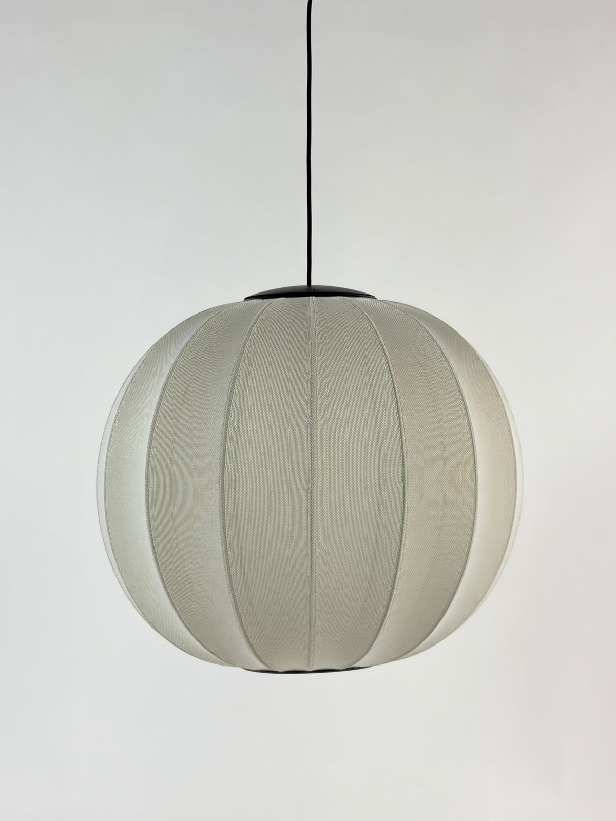 Made By Hand Knit-Wit LED Pendel – Pearl White Ø60
