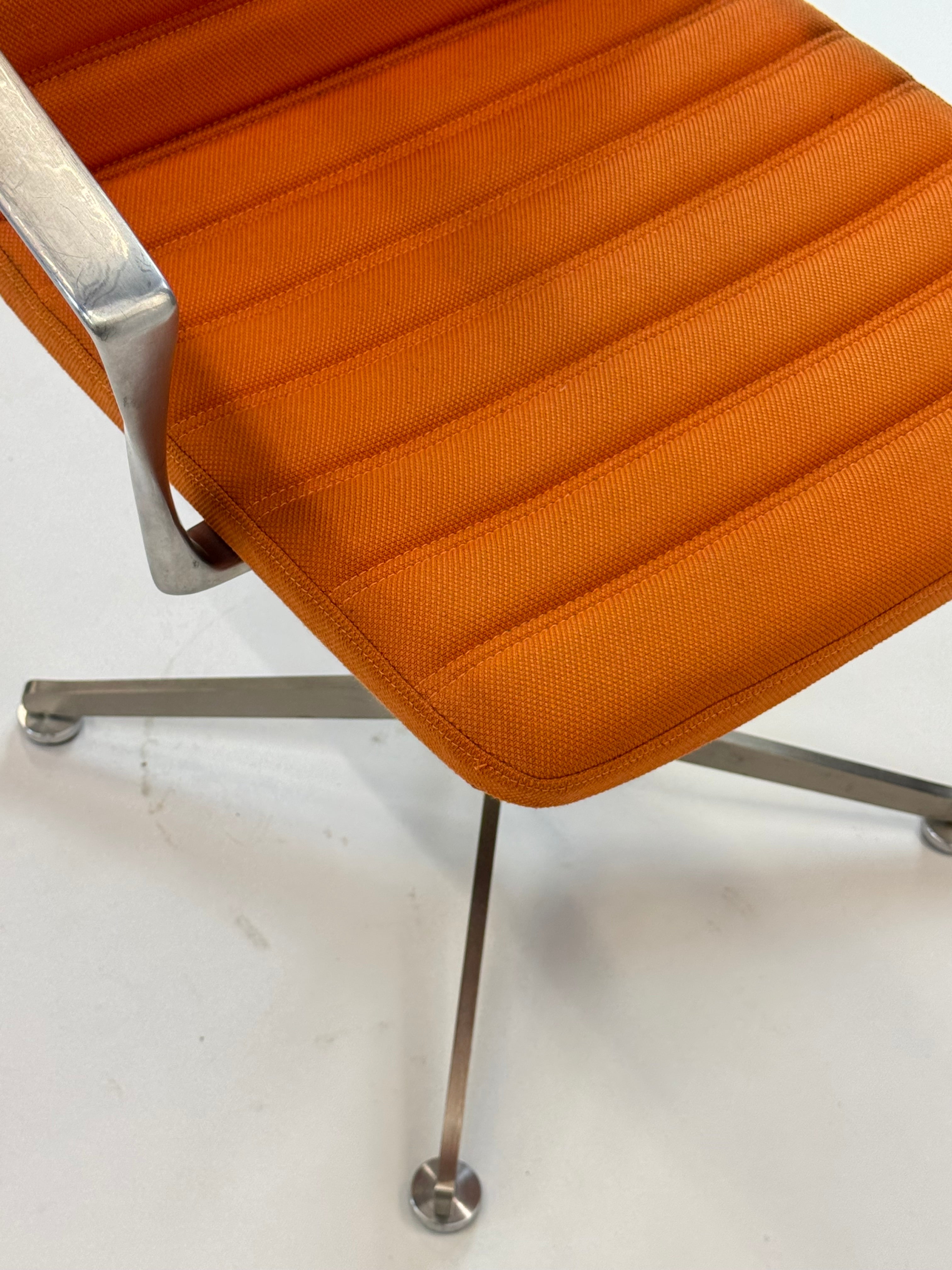 Paustian | Spinal Chair 44 (Orange)