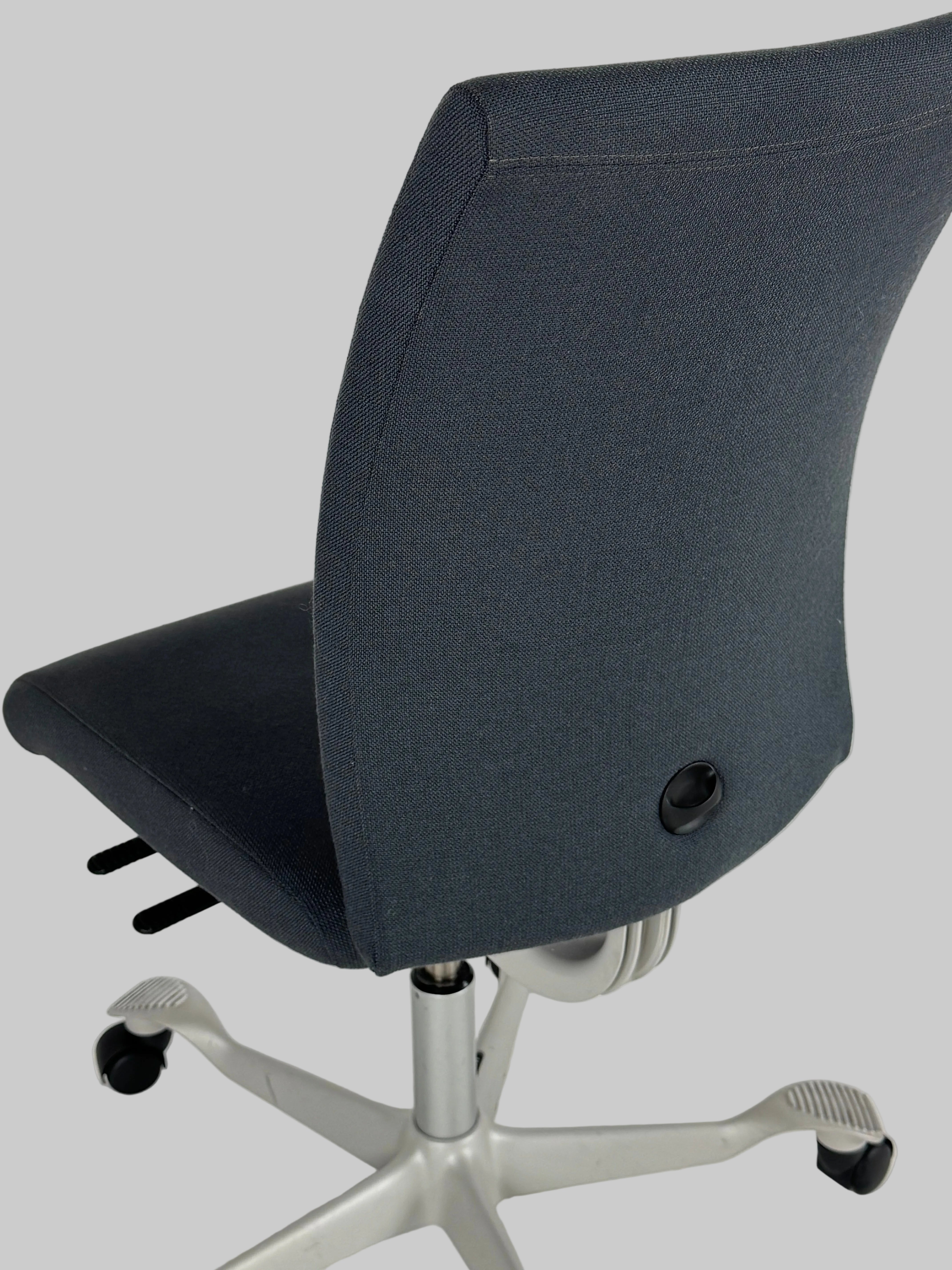 HÅG H04 4400 Kontorstol – Grå/Gråt Stel 165 mm