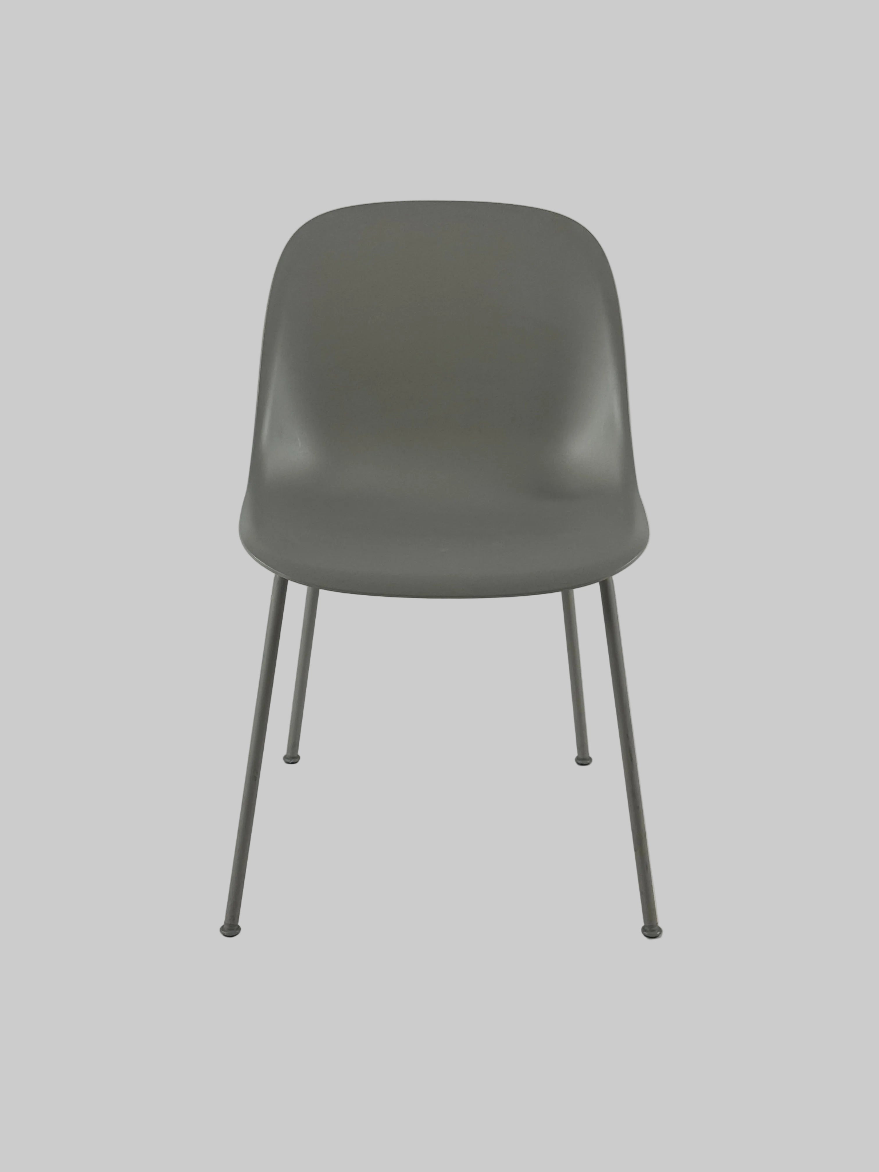 Muuto Fiber Side Stol - Grå