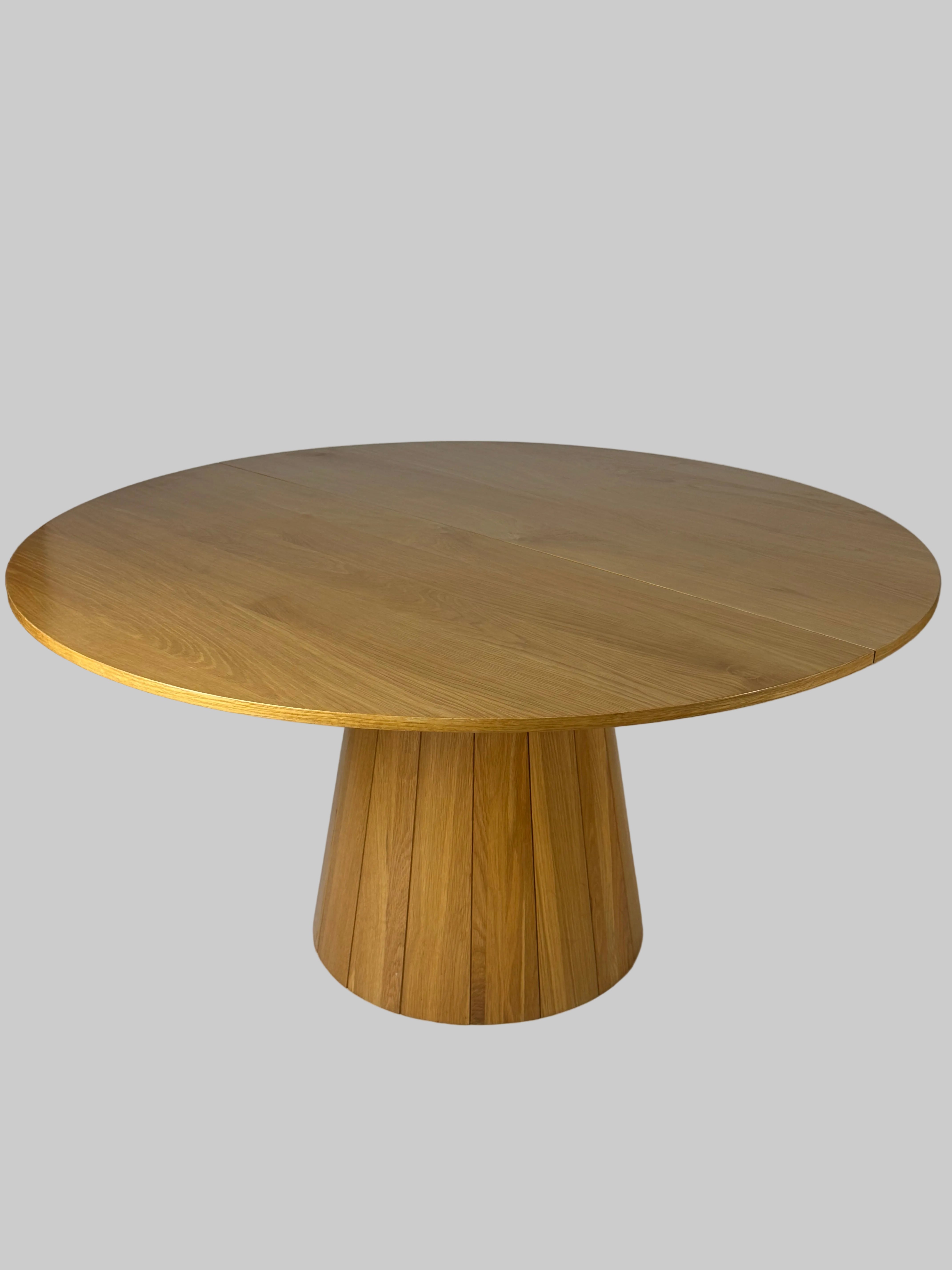 Rundt Bord – Eg Ø150 cm