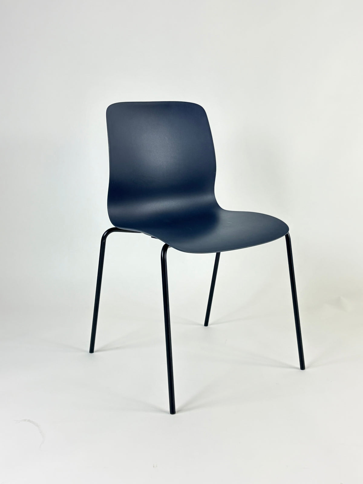 Savir Design Gate Reflect Stol – Navy/Sort Stel