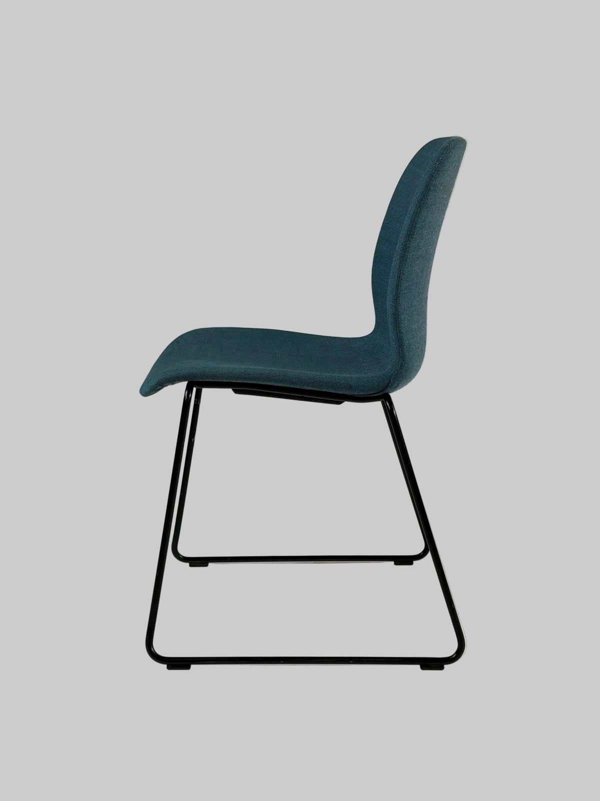 Skandiform Stol – Turkis/Sort Stel