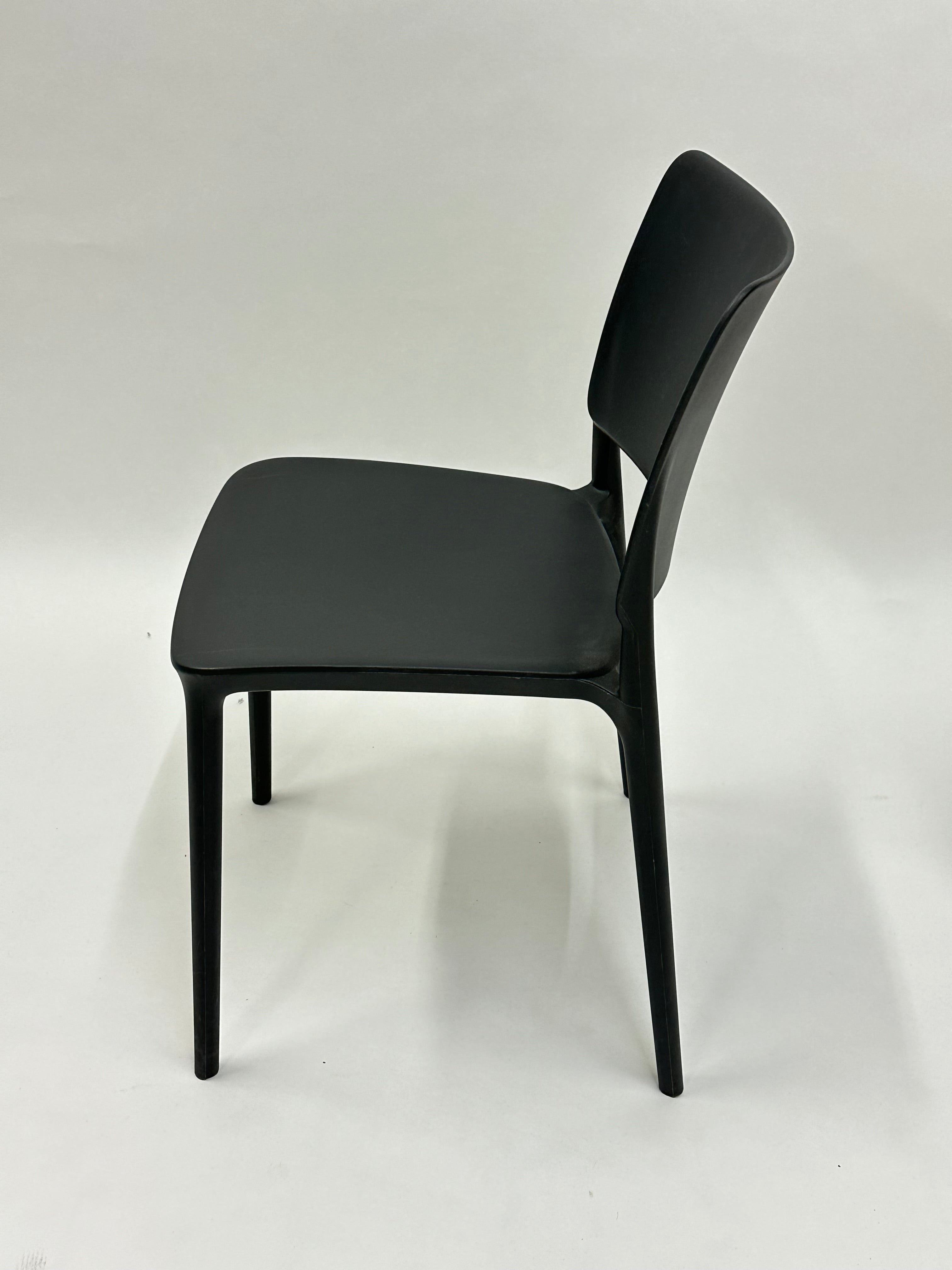 Frövi Artin Mødestol