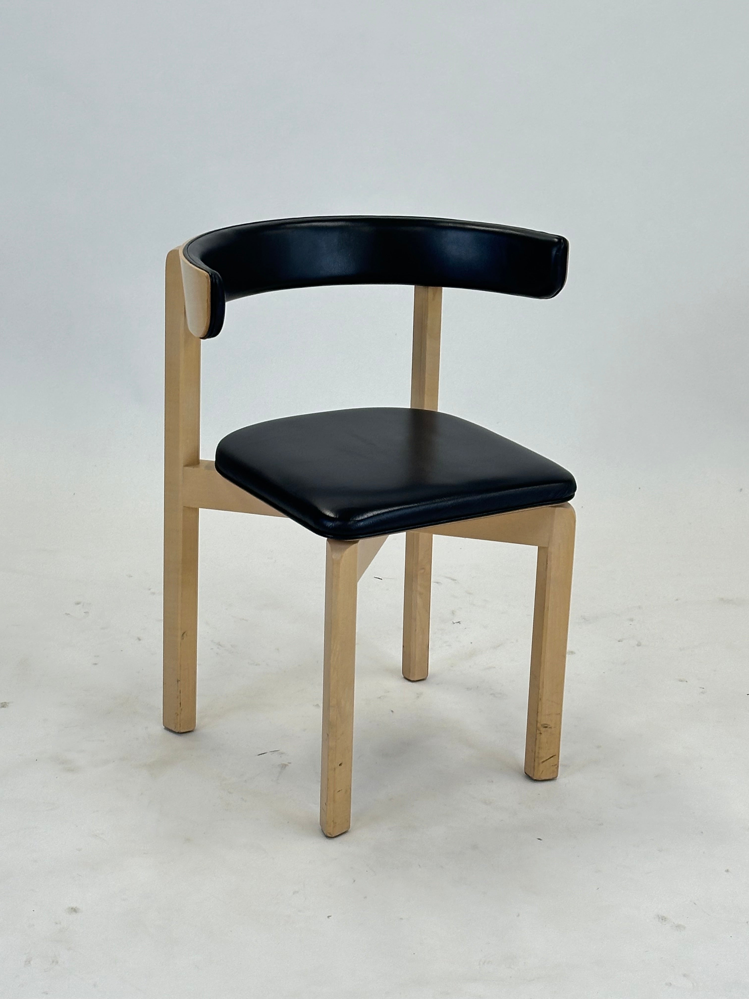 Model 5 stol af Jørgen Gammelgaard - Sorø Møbelfabrik
