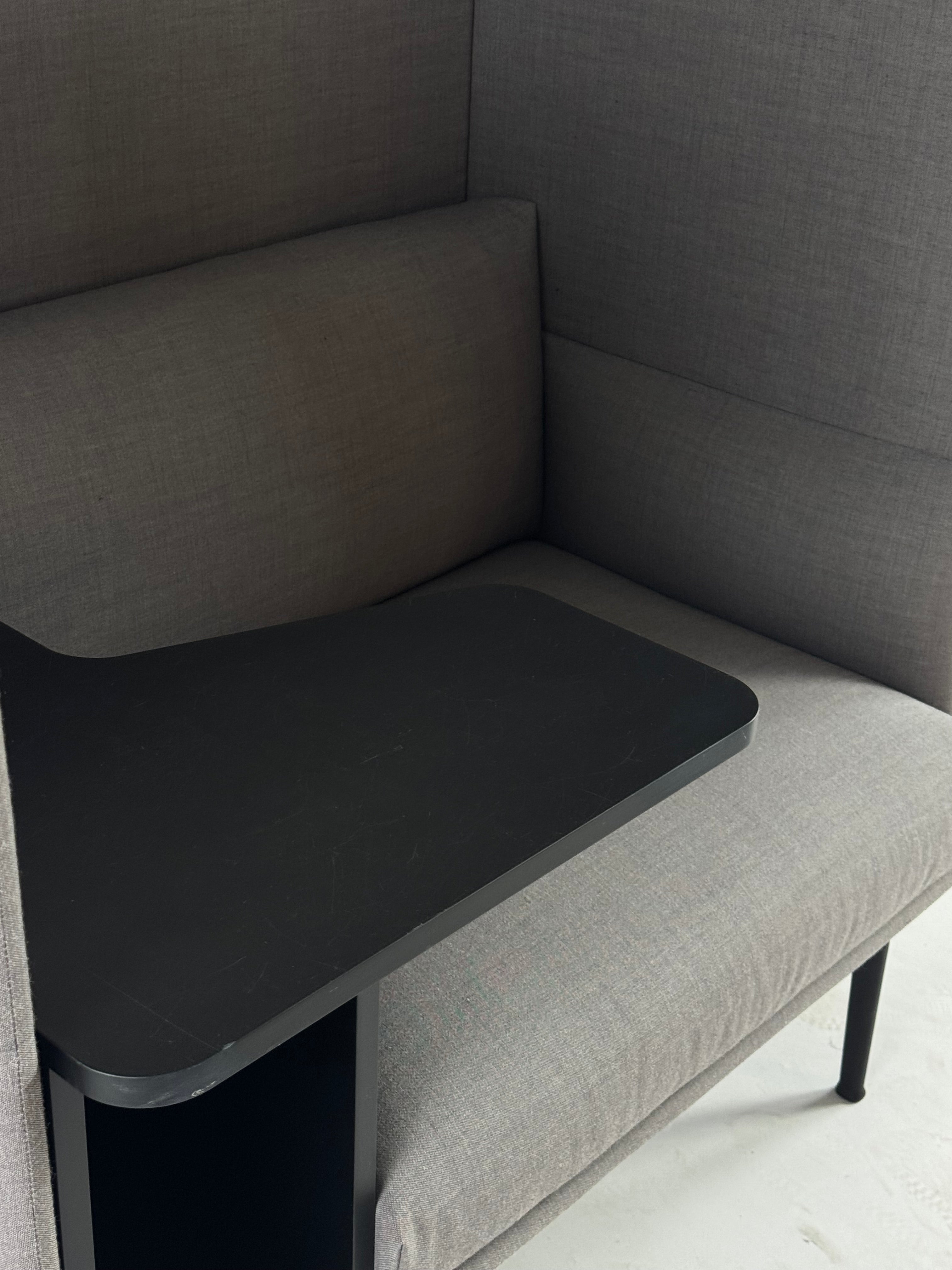 Muuto Outline Highback Sofa – Grå