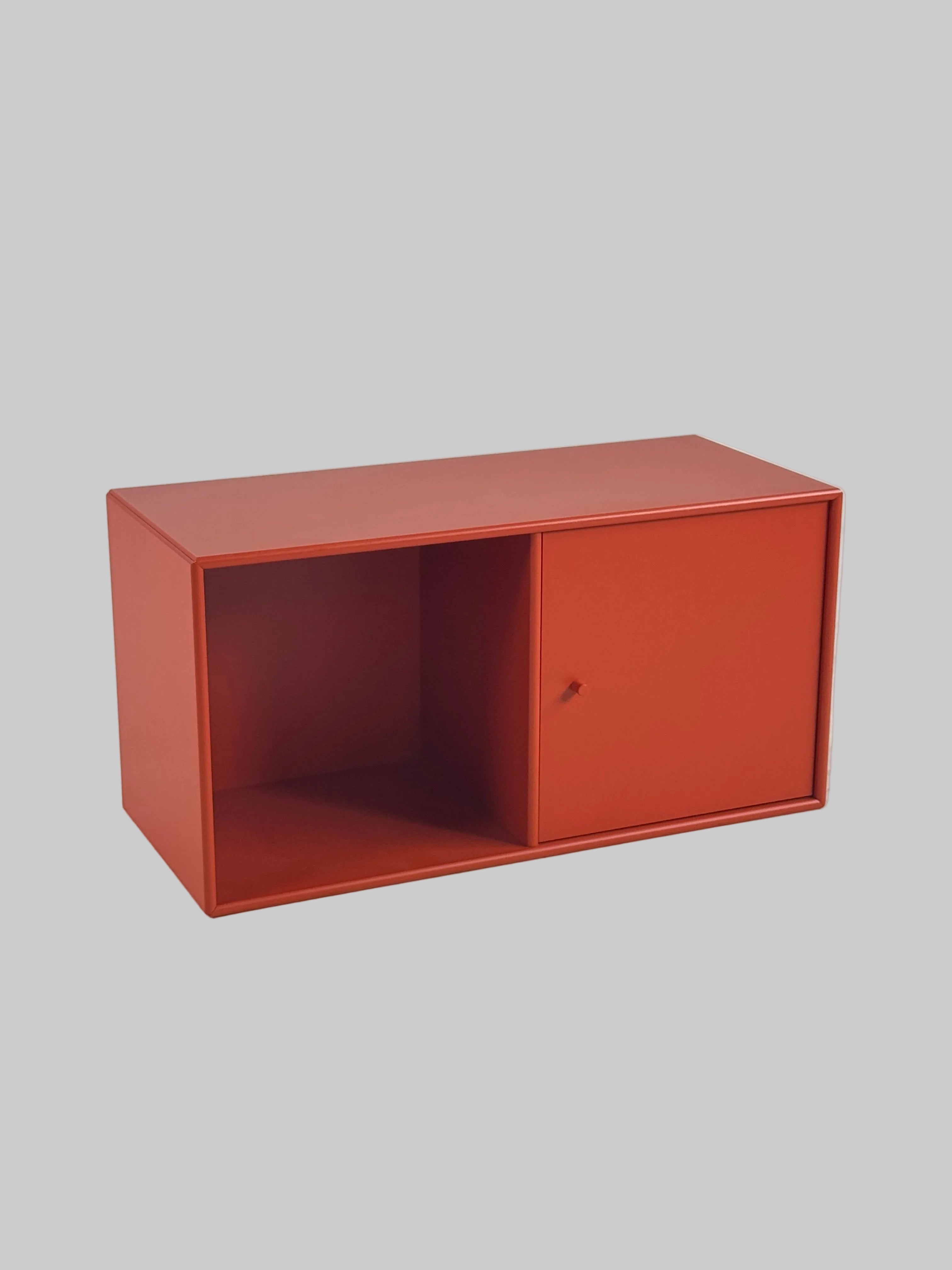 Montana Skab – Orange 70x30x36cm