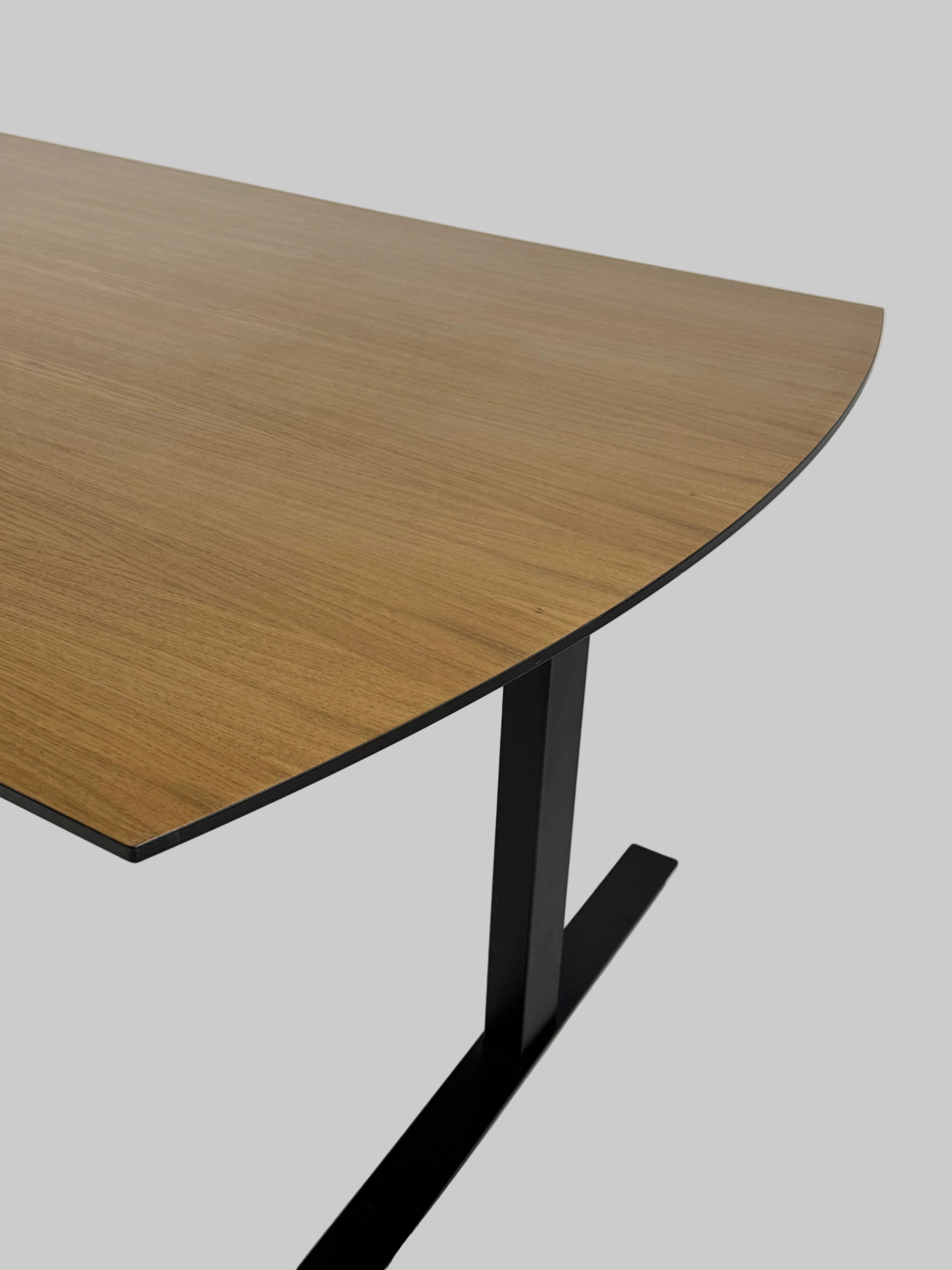 Dencon Delta Bord – Natur/Sort Stel 160x110x74 cm