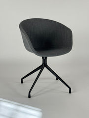 HAY AAC 21 Stol – Mørkegrå